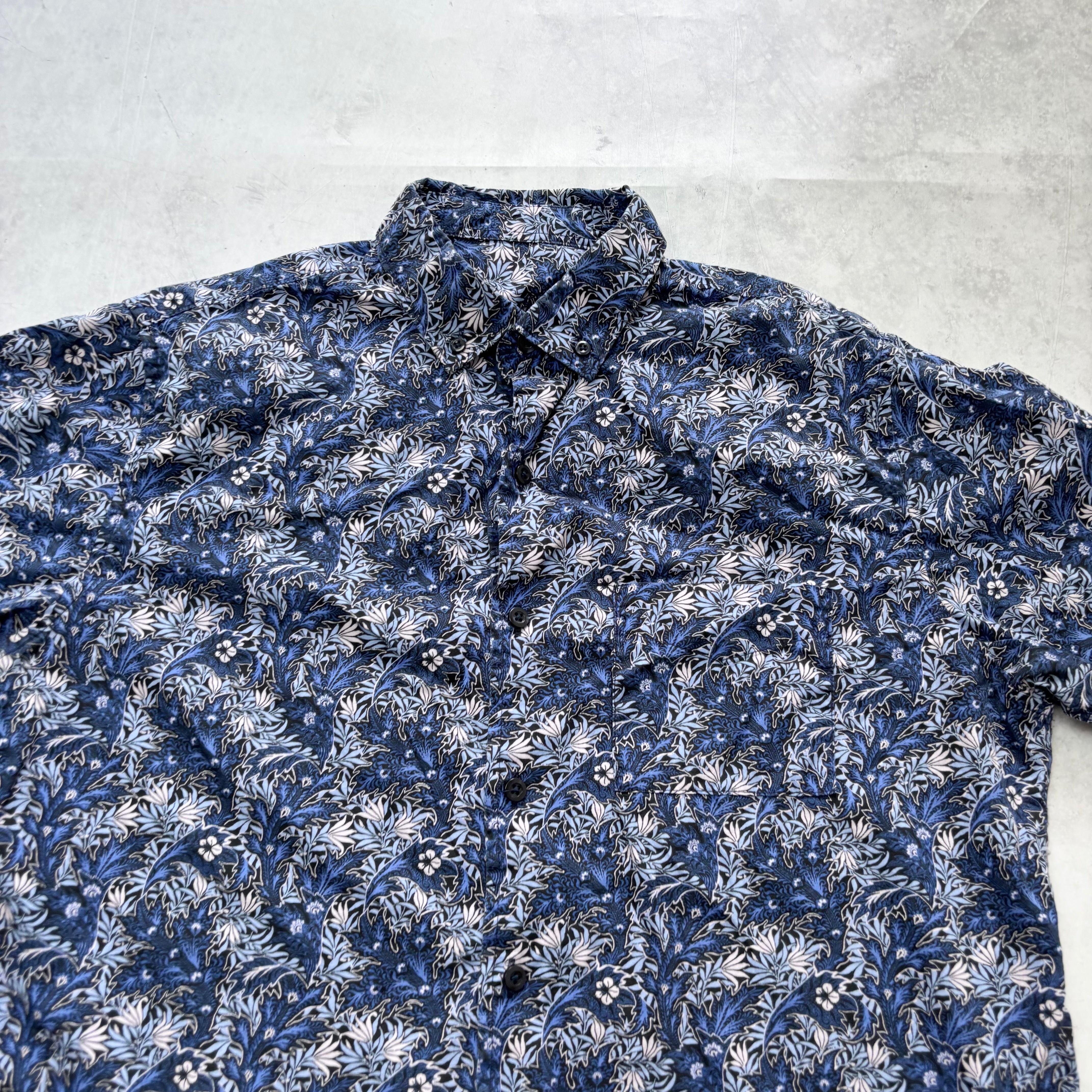 Hawaiian Shirt Mens Medium Blue Floral Aloha Short Sleeve (E)