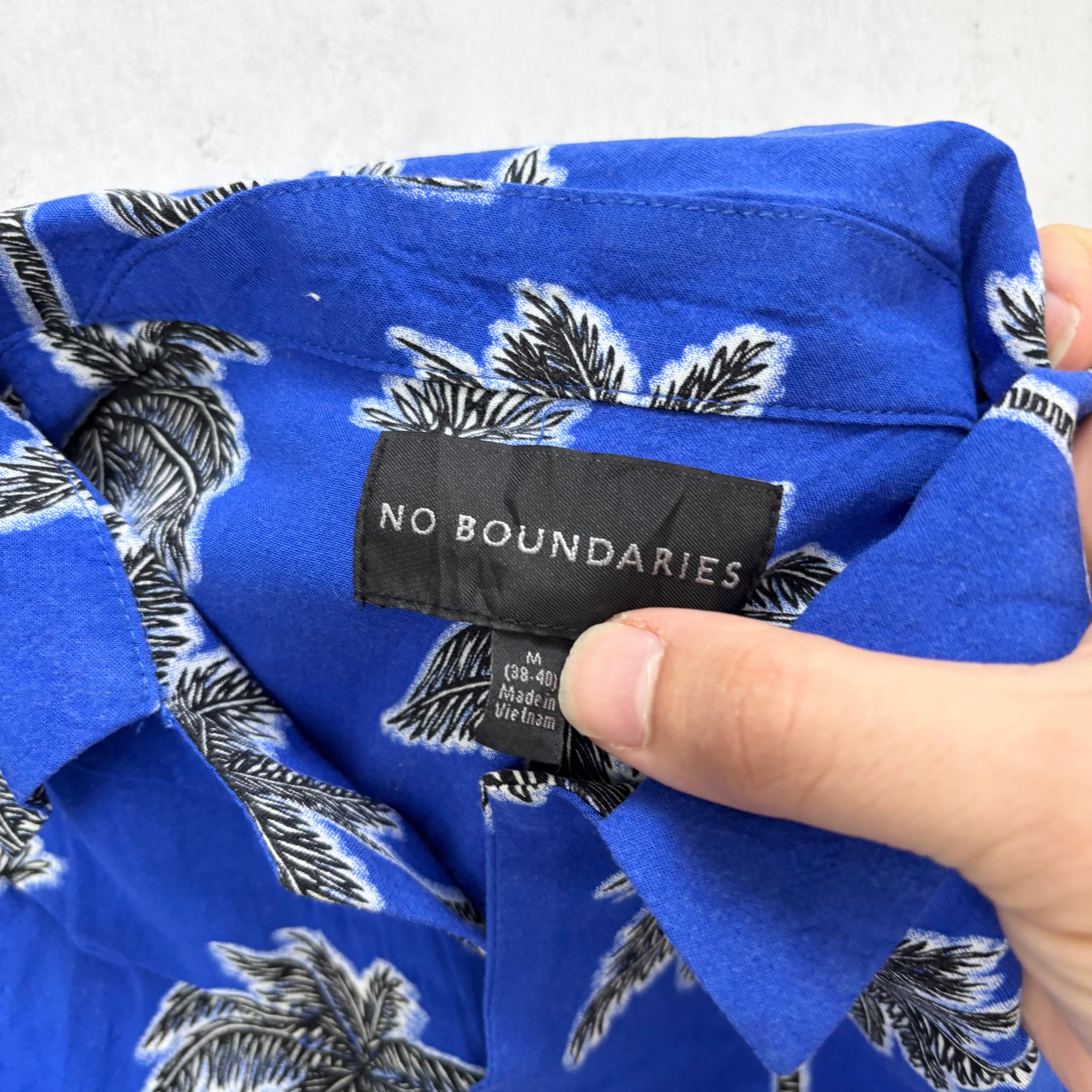 Hawaiian Shirt Mens Medium Blue Floral Aloha Short Sleeve Rayon (E)