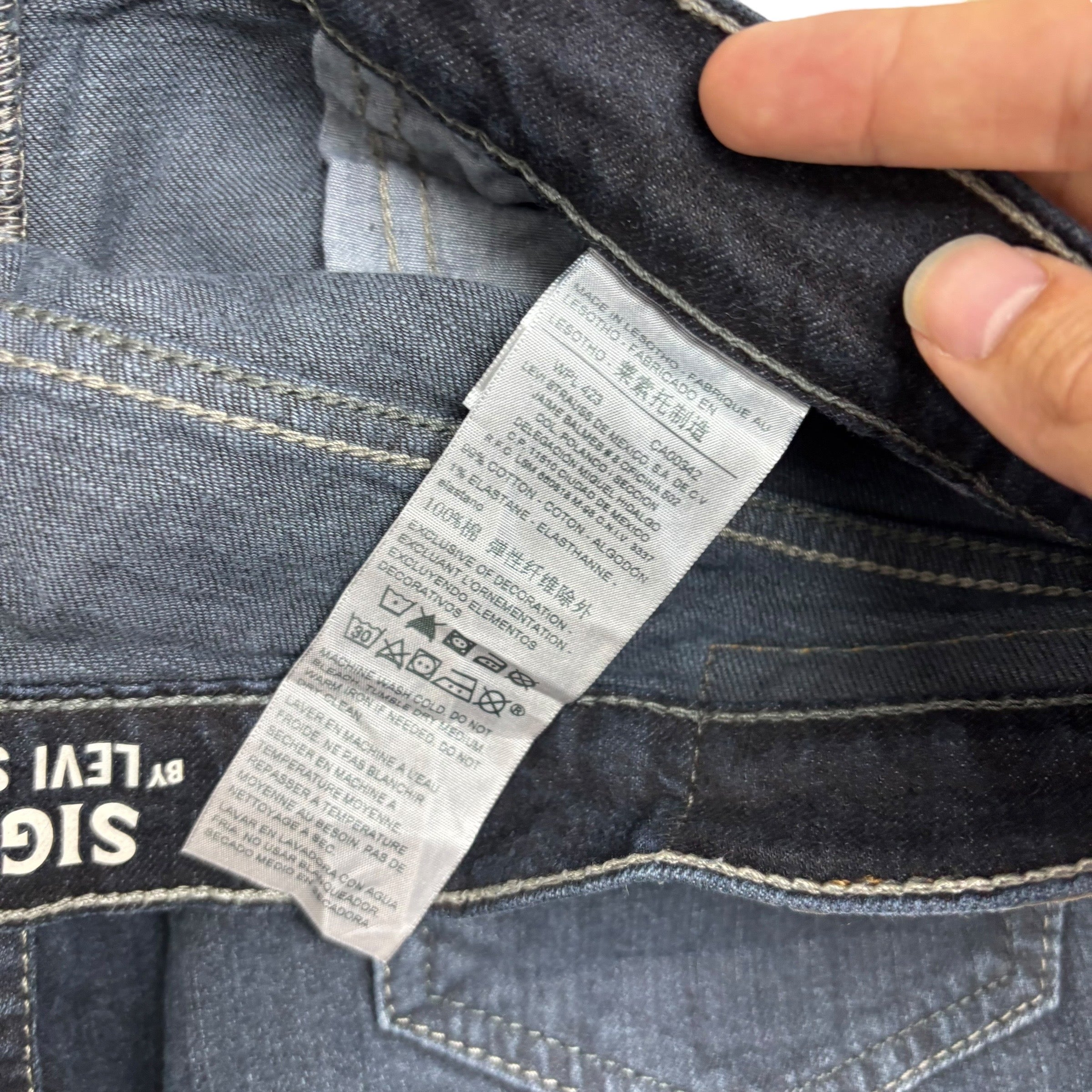 Levis Signature Jeans W33 L30 Mens Dark Blue Slim Fit Stretch Denim (E)