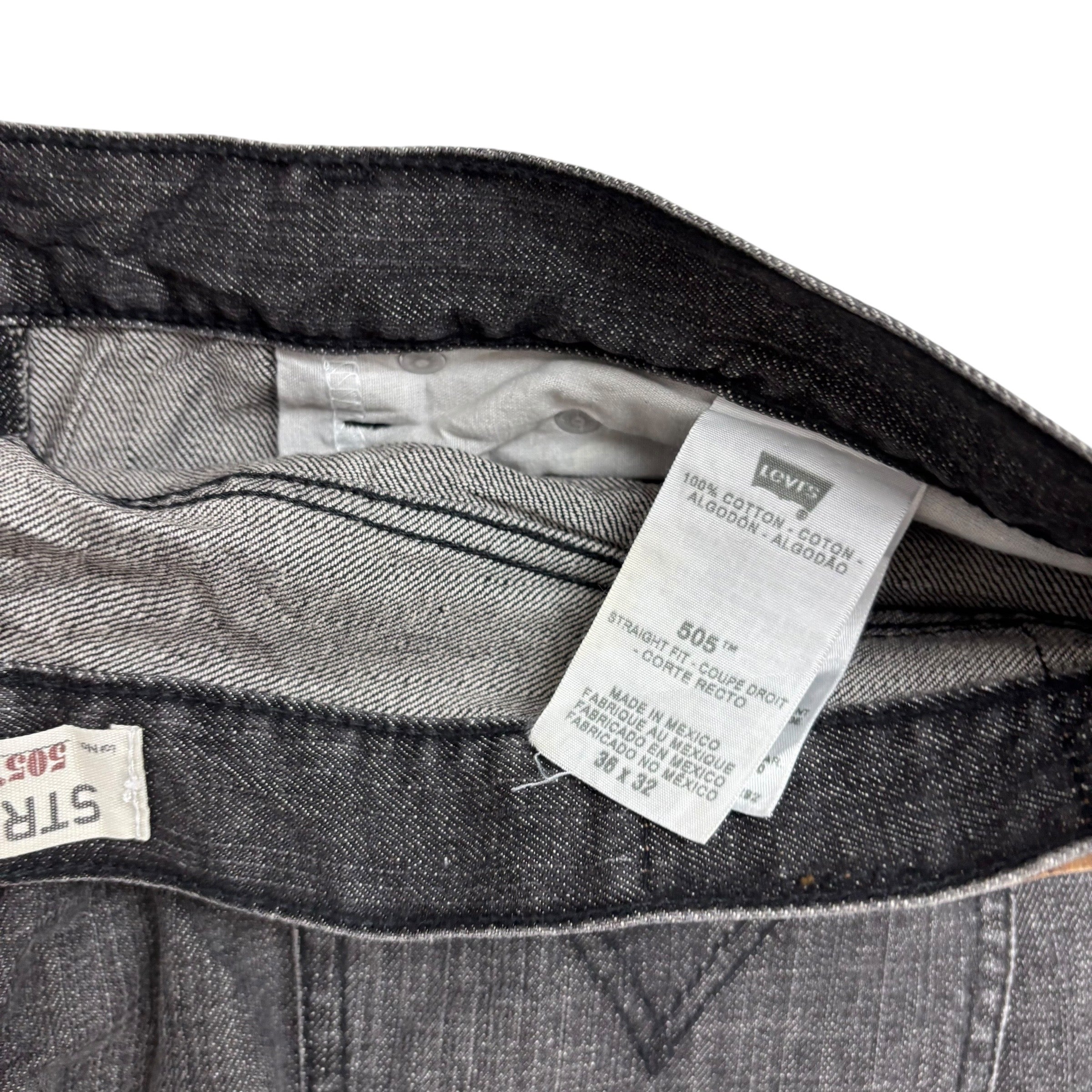 Levis 505 Jeans W38 L32 Mens Black Regular Straight Fit Vintage Denim (E)
