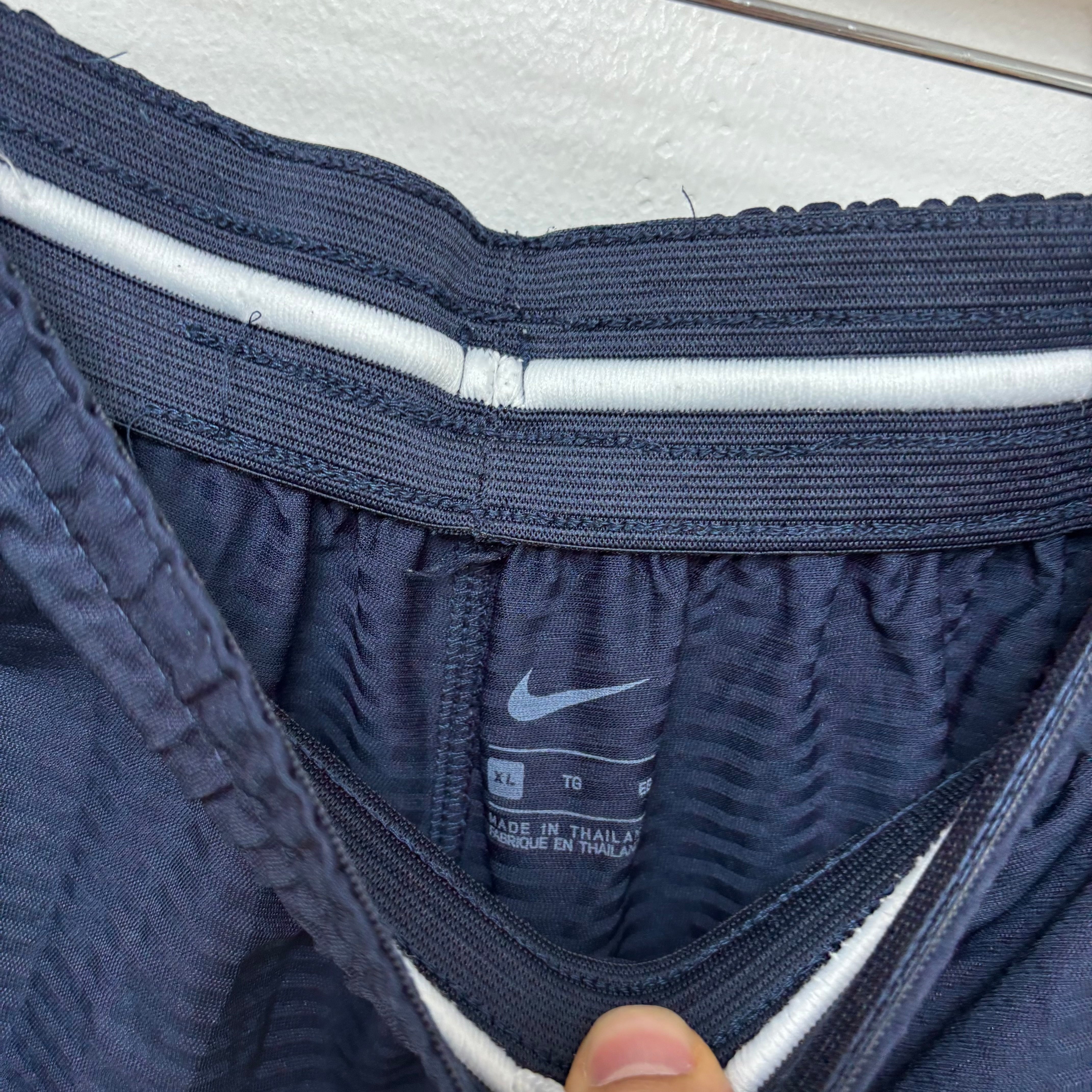 Nike Shorts Mens XL Navy Blue Running Sports Gym Athletic Pockets (E)
