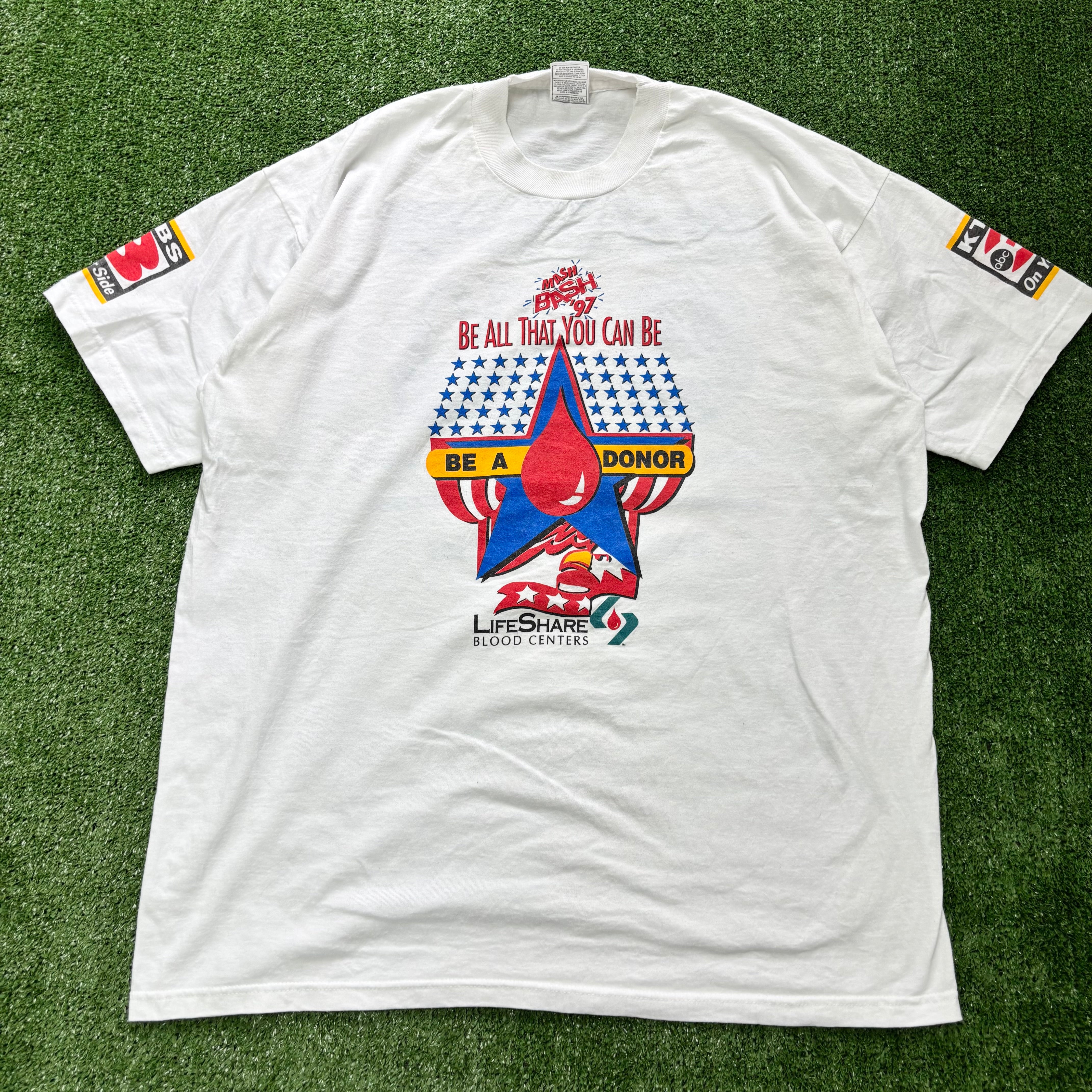 Vintage T Shirt Mens XL White Graphic Print 90s USA 1997 Radio (E)