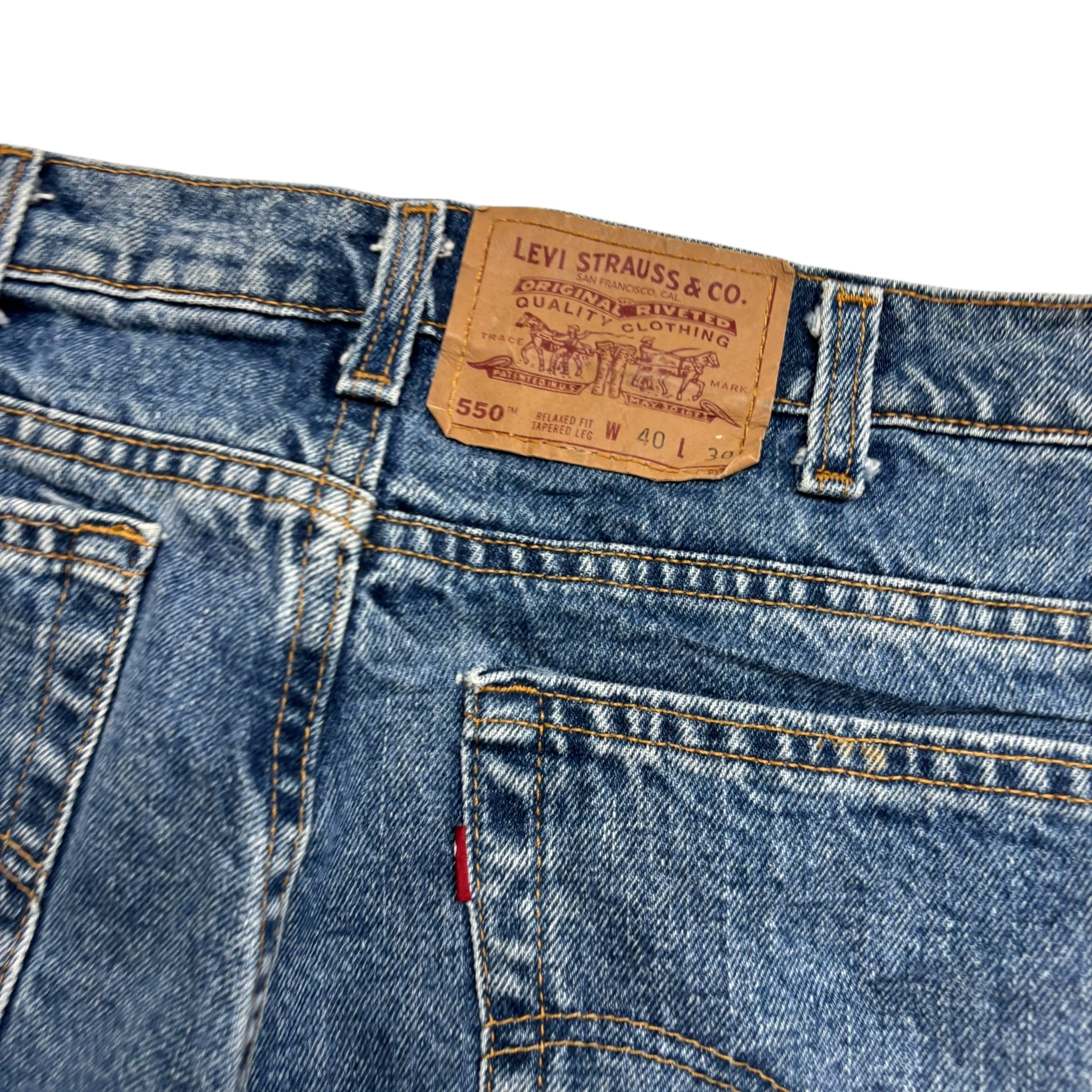 Levis 550 Jeans W38 L30 Mens Mid Blue Relaxed Tapered Made In USA Vintage (E)