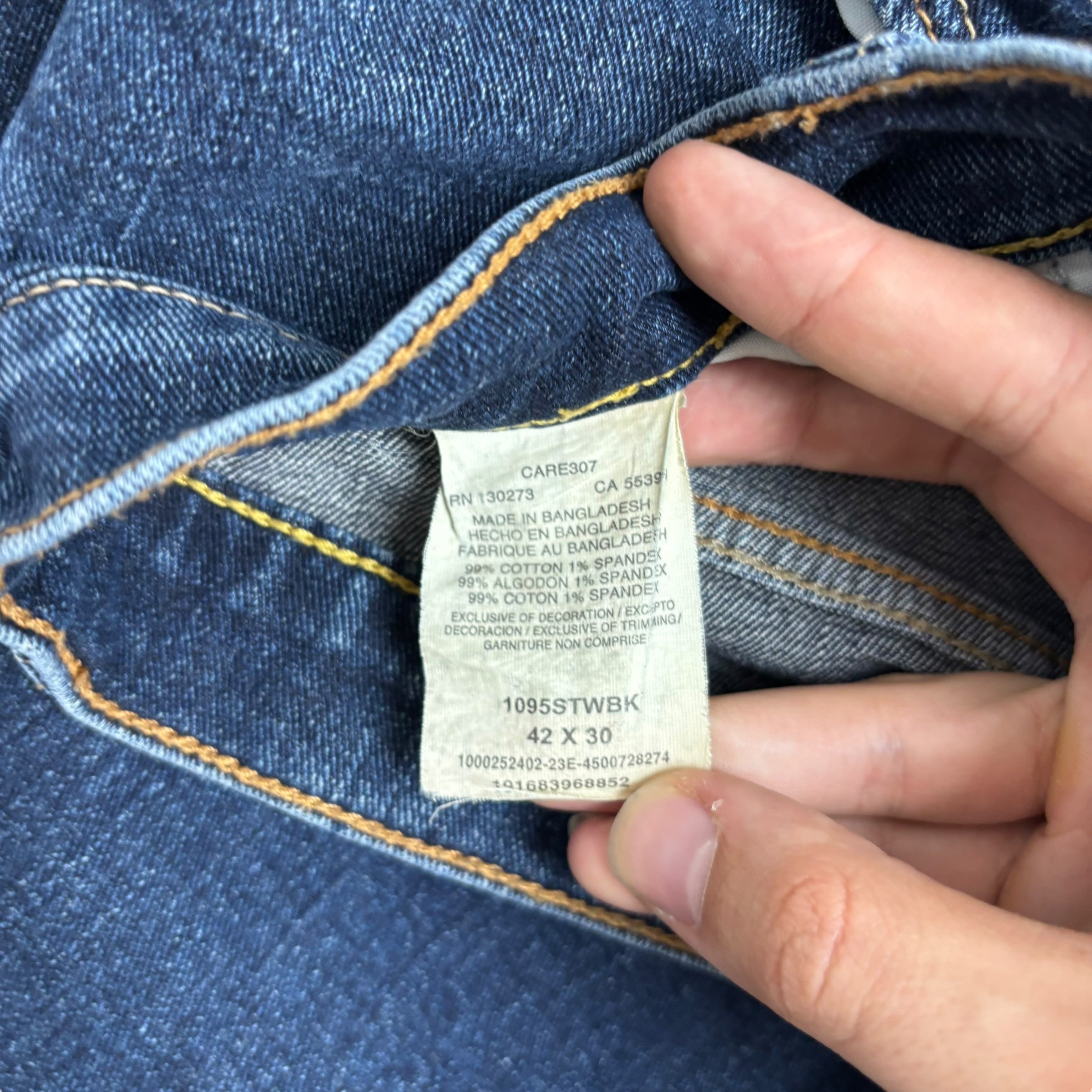 Wrangler Jeans W42 L30 Mens Dark Blue Slim Straight Fit Stretch Denim (E)