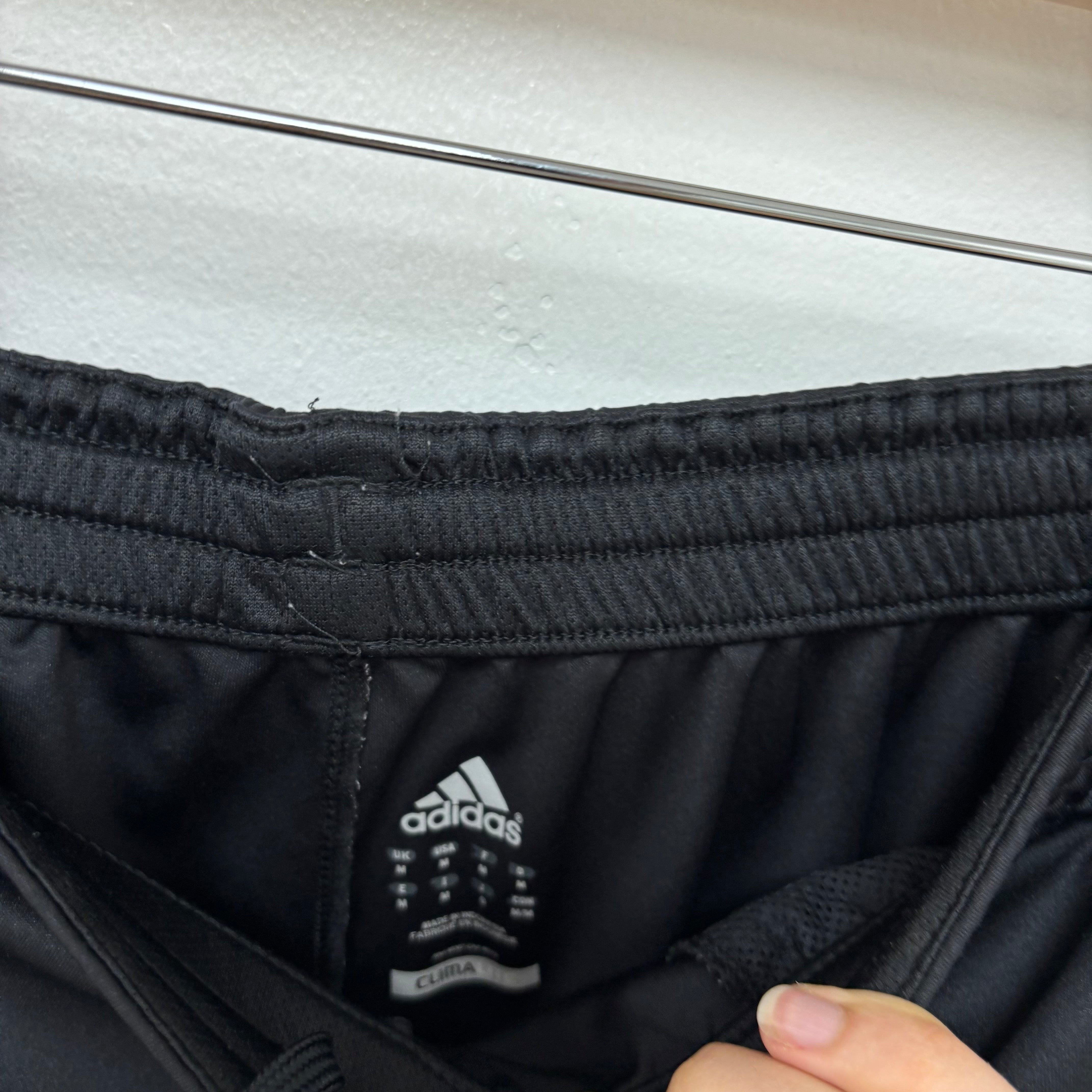 Adidas Shorts Mens Medium Black Sports Running Gym Athletic Pockets