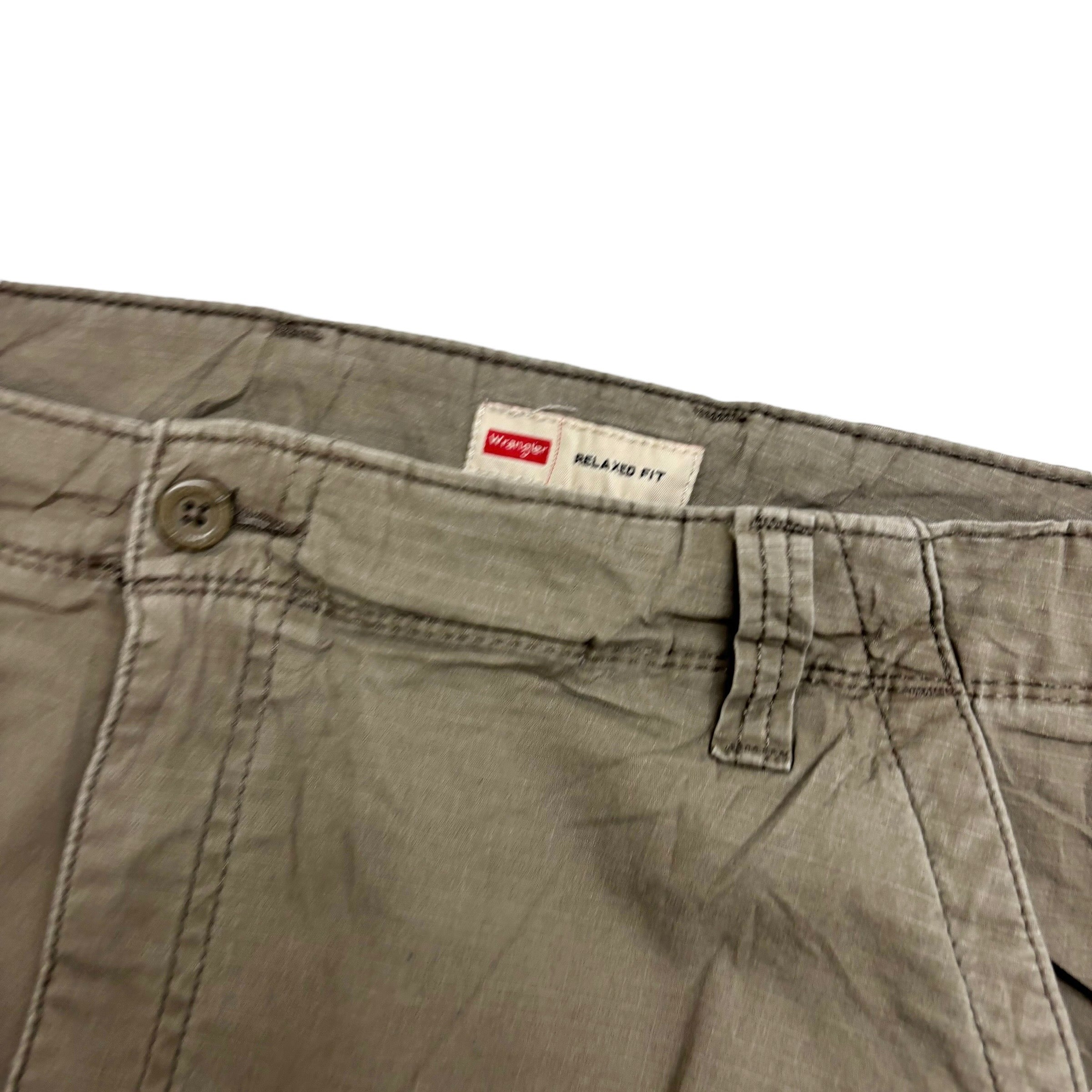 Wrangler Cargo Pants W42 L30 Mens Brown Relaxed Straight Fit Stretch (E)