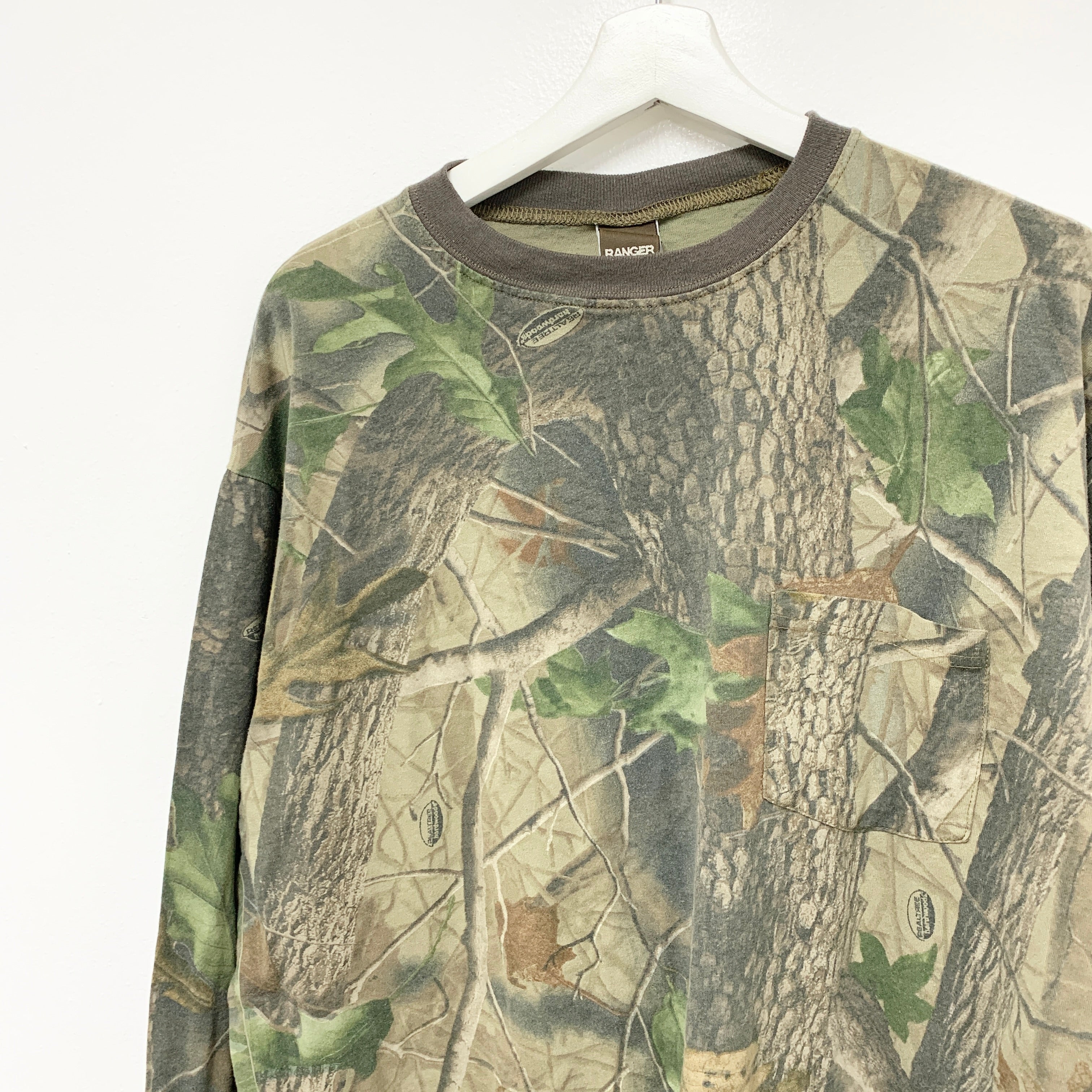 Vintage RealTree Camo USA Hunting Longsleeve T Shirt Large