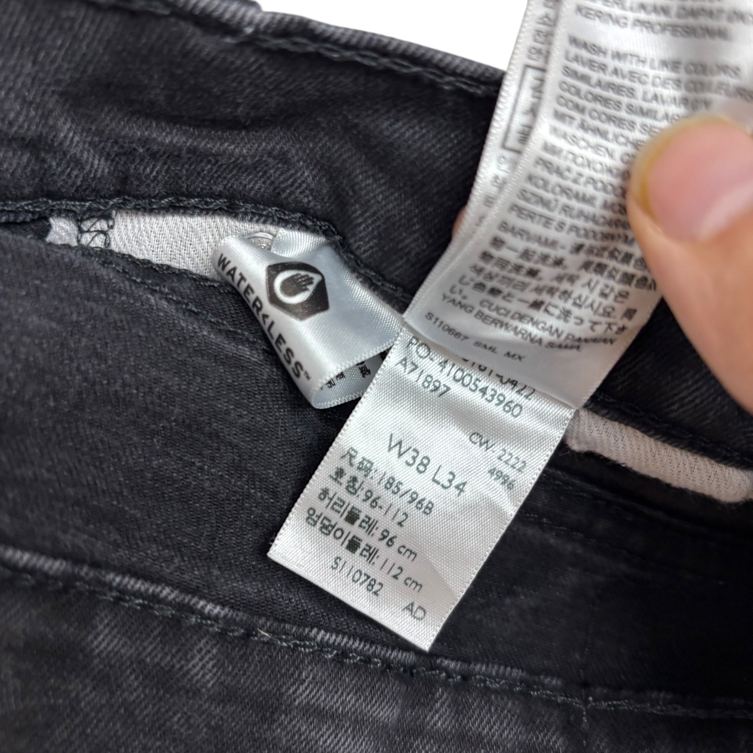 Levis 541 Jeans W38 L34 Mens Black Athletic Tapered Fit Stretch Denim