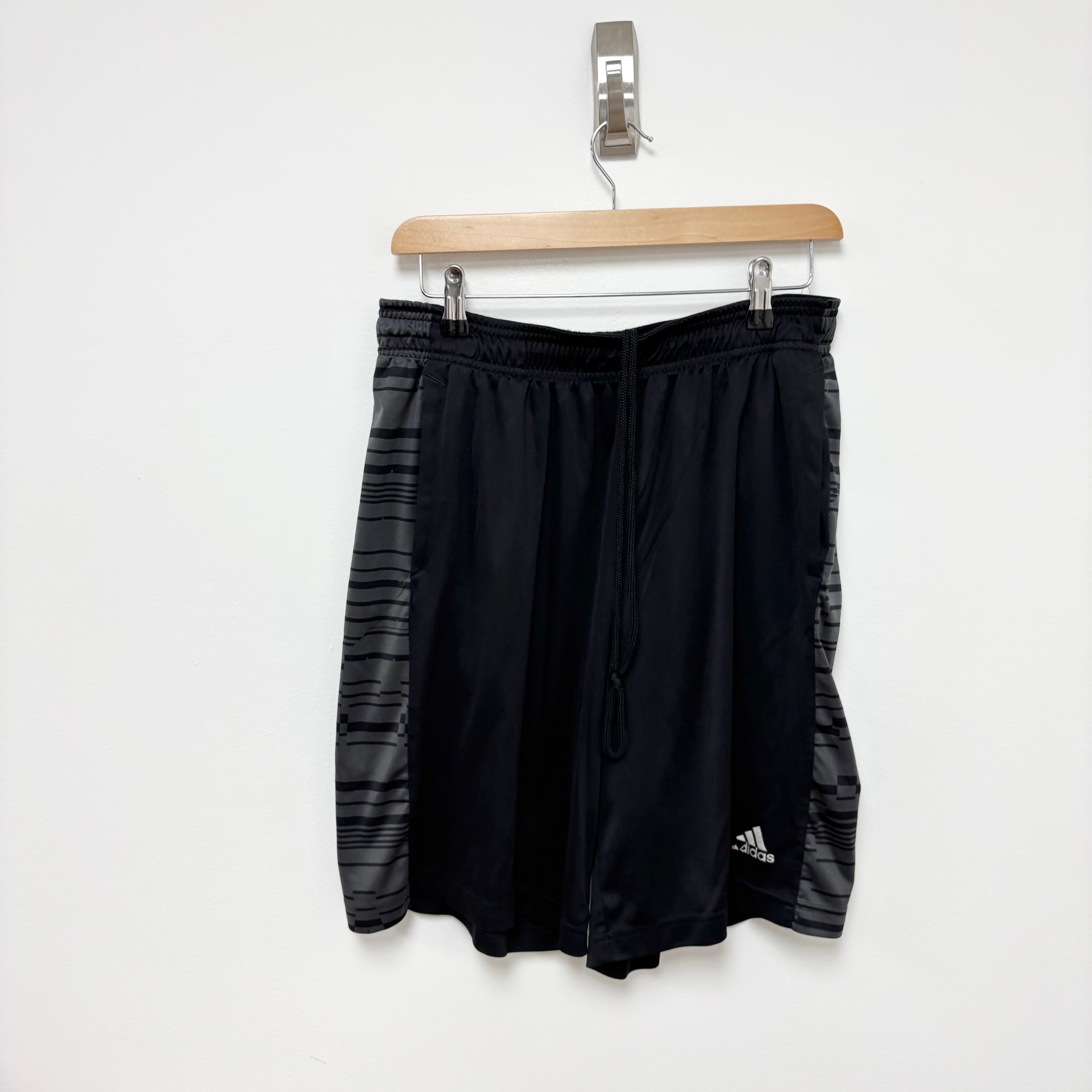 Adidas Shorts Mens Large Black Sports Running Gym Athletic Pockets