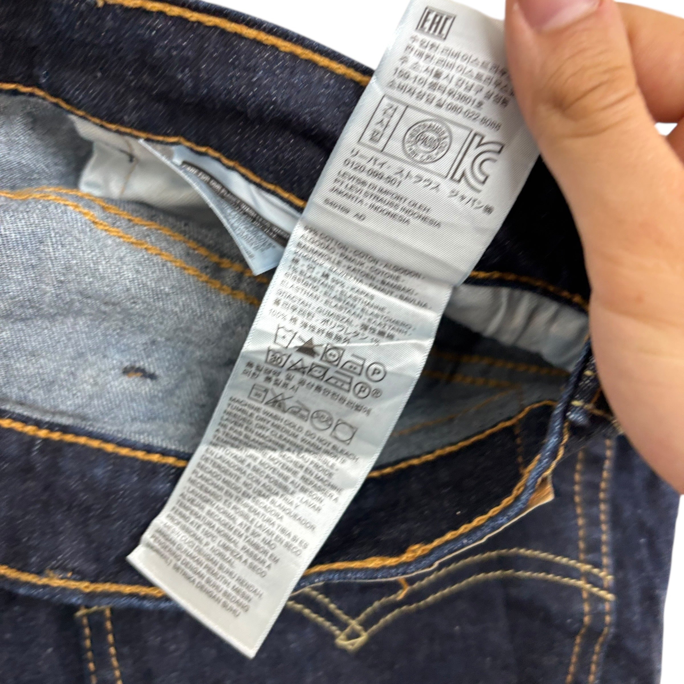 Levis 550 Jeans W46 L32 Mens Dark Blue Baggy Relaxed Straight Fit Stretch Denim