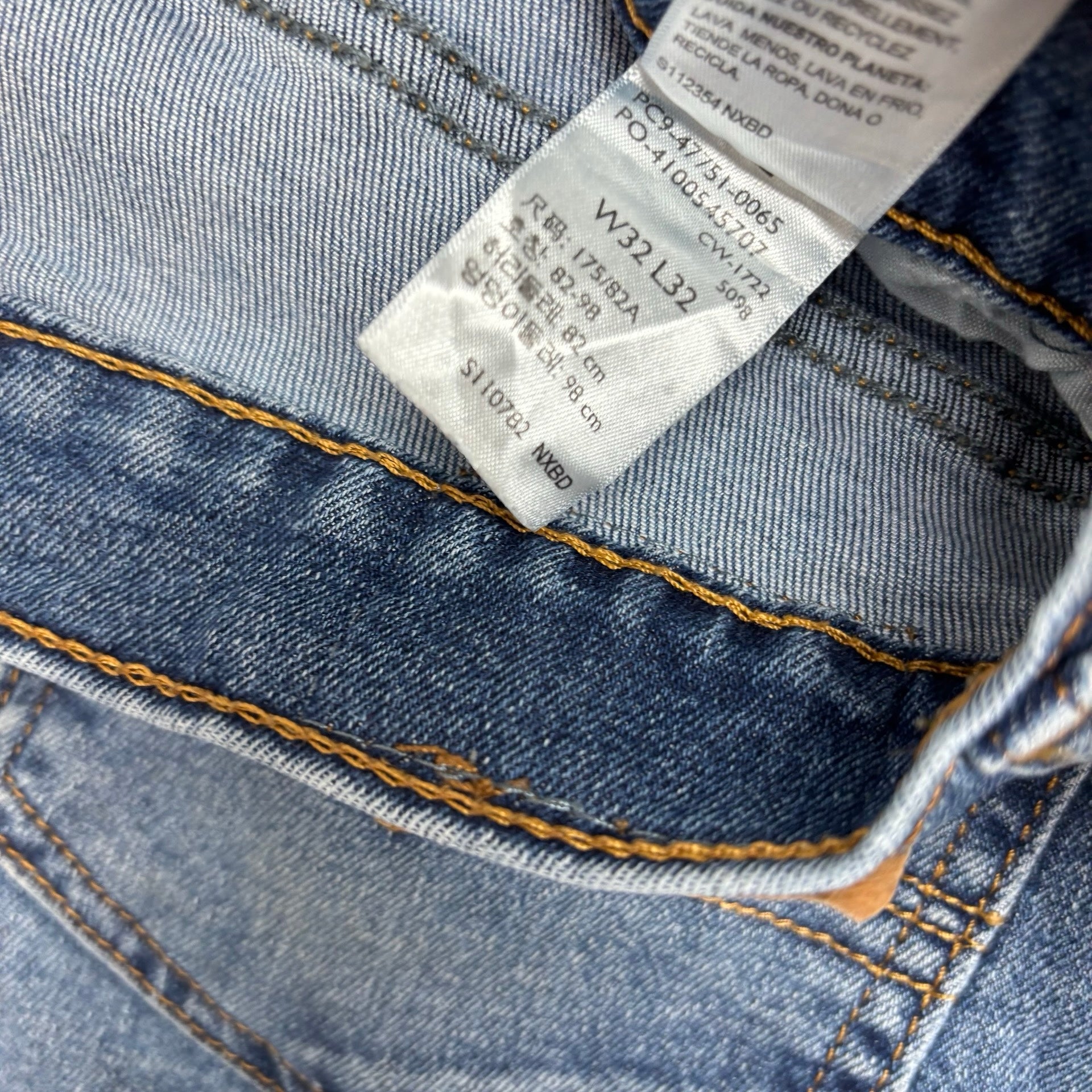 Levis Denizen Jeans W32 L31 Mens Mid Blue Athletic Tapered Fit Stretch (E)