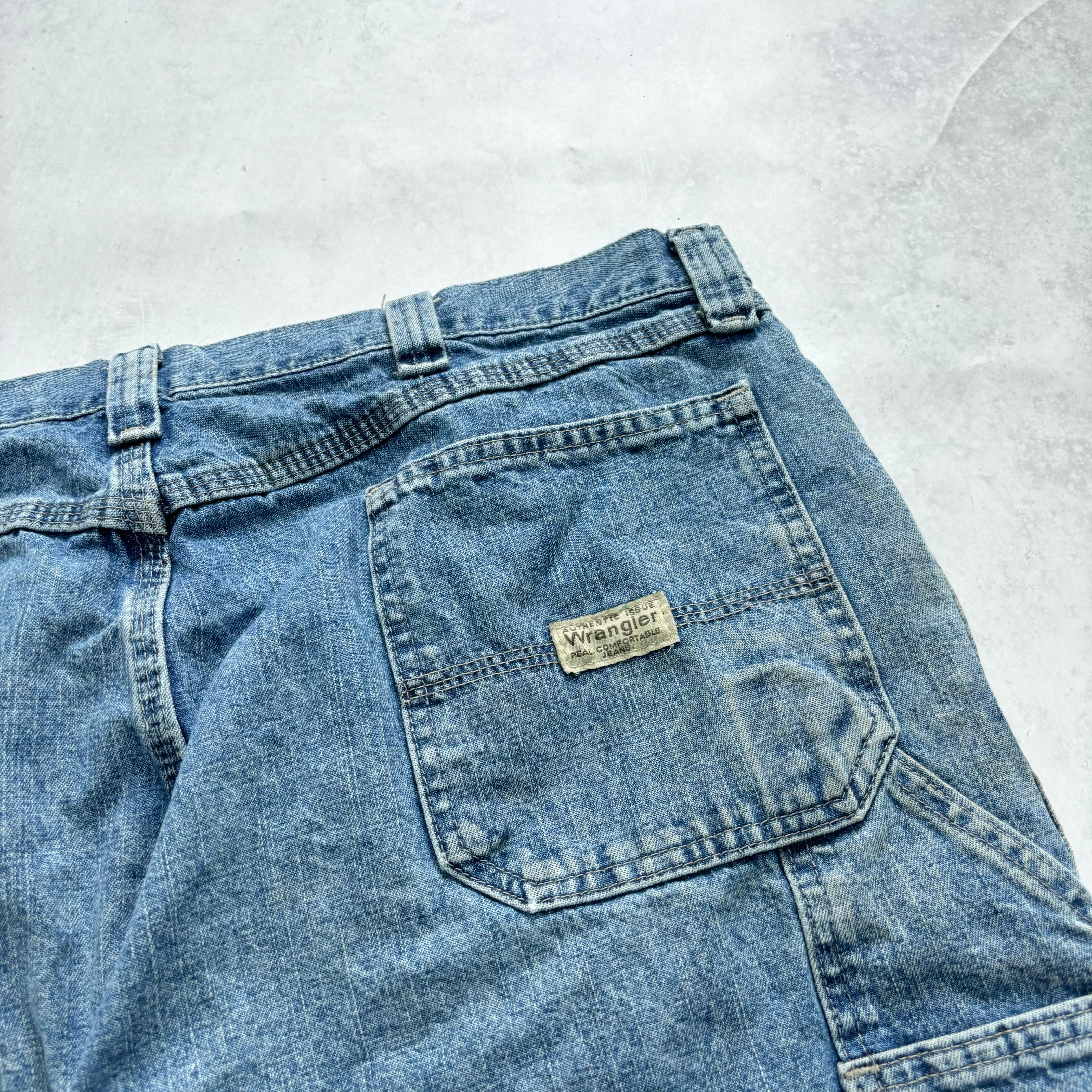 Vintage Wrangler Jorts W40 Mens Denim Shorts Light Blue Baggy Relaxed Carpenter