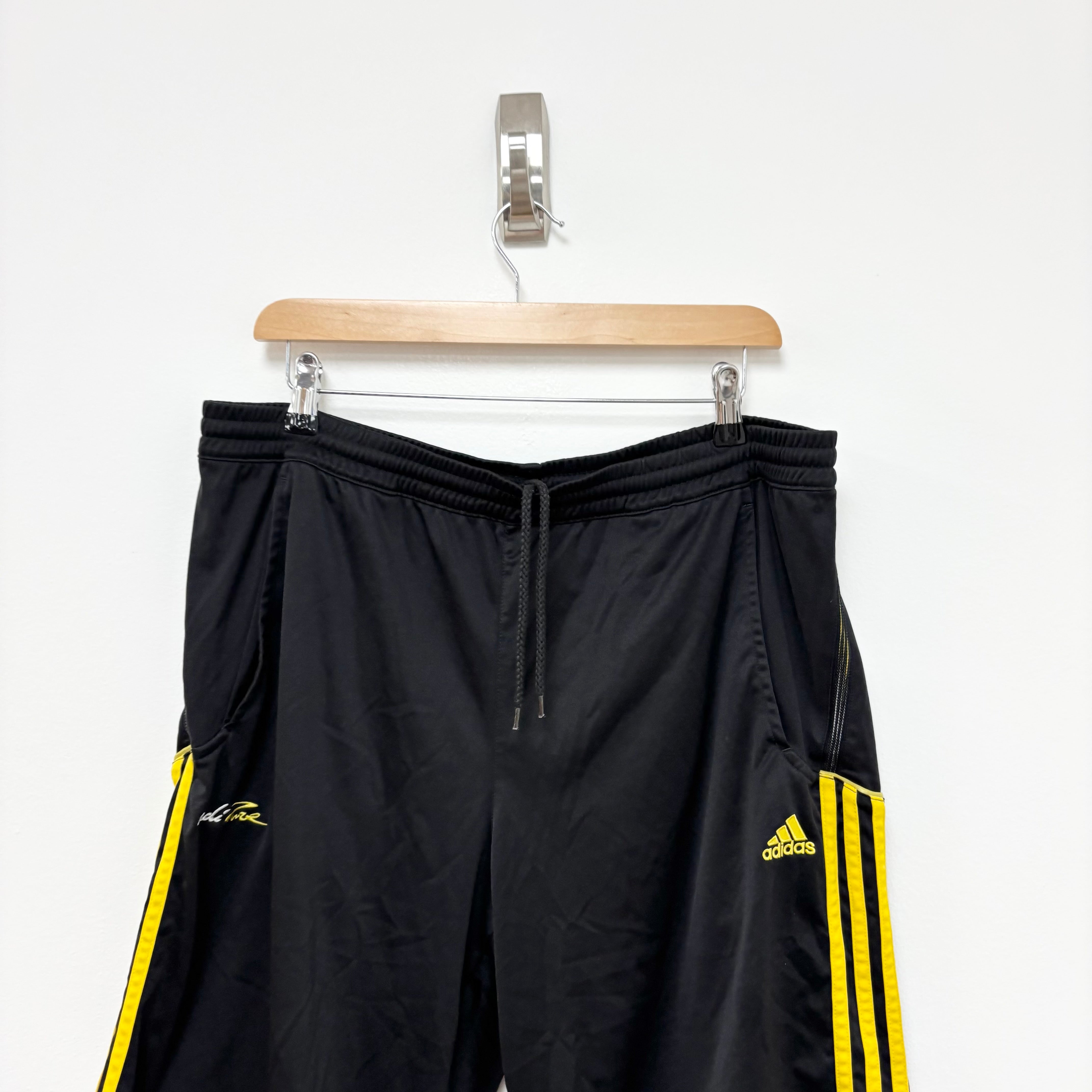 Adidas Shorts Mens Large Black Sports Running Gym Athletic Pockets (E)