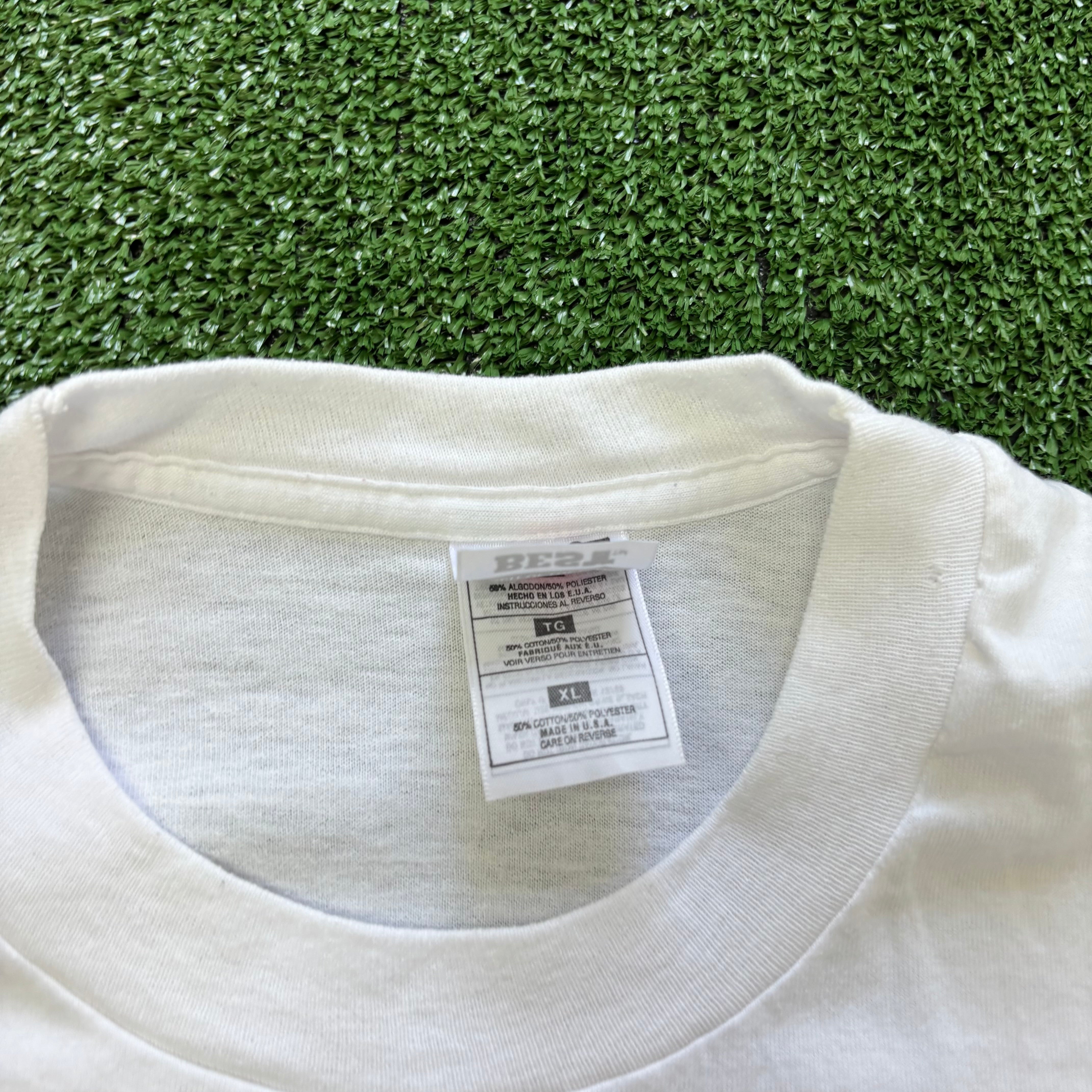 Vintage T Shirt Mens XL White Single Stitch Graphic Print 90s Tourist (E)