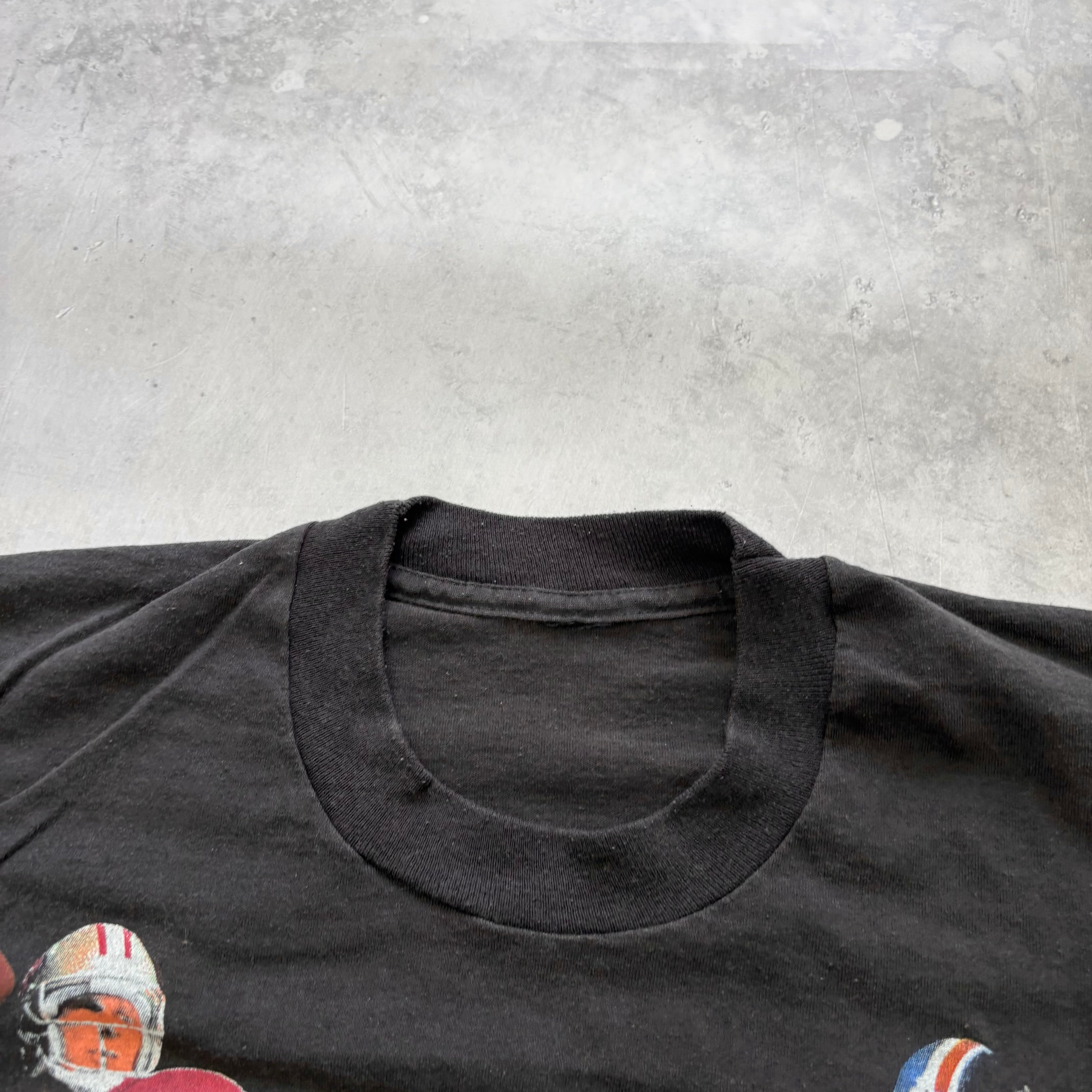 Vintage T Shirt Mens Large Black Single Stitch Graphic Print 90s NFL