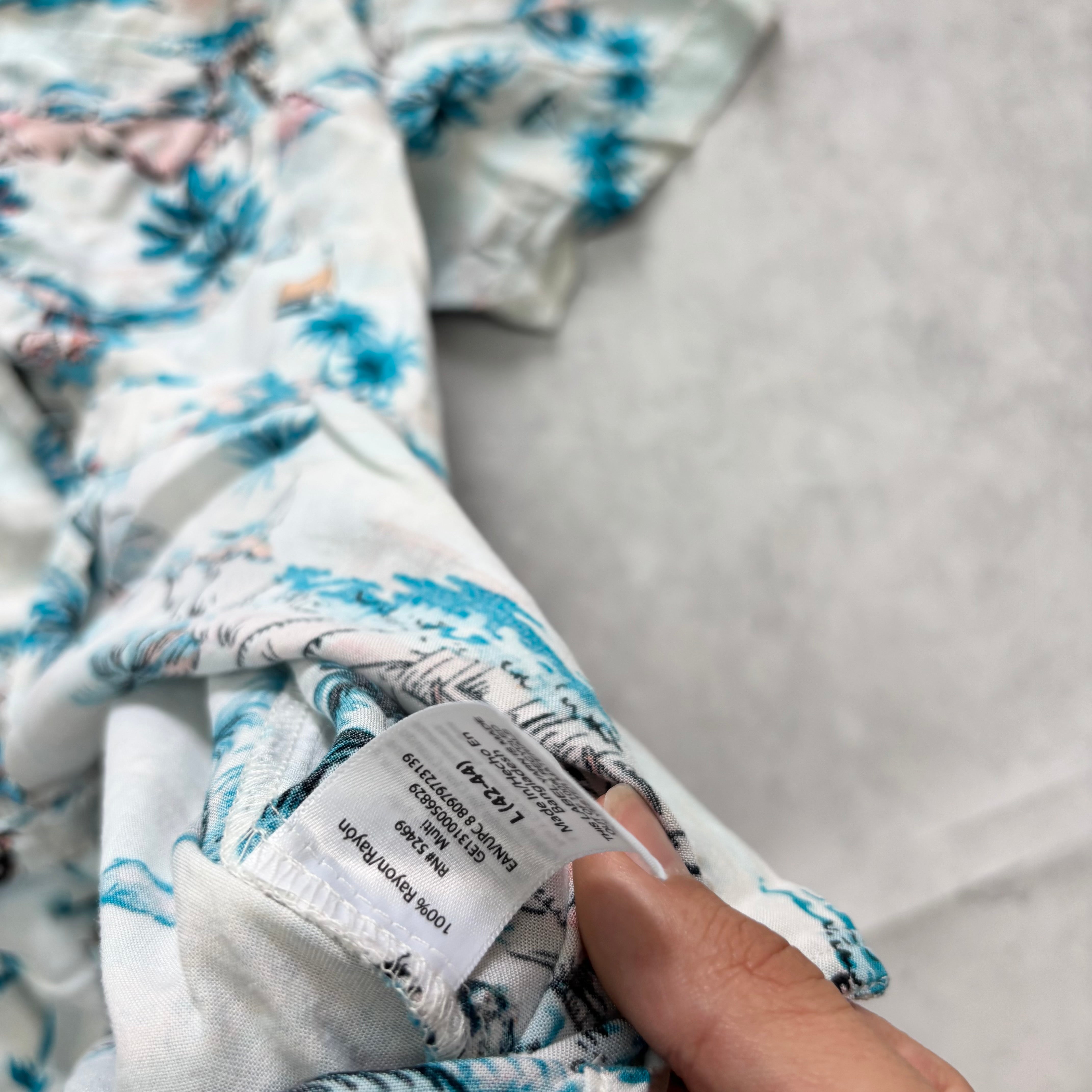 Hawaiian Shirt Mens Large White Floral Aloha Short Sleeve Rayon