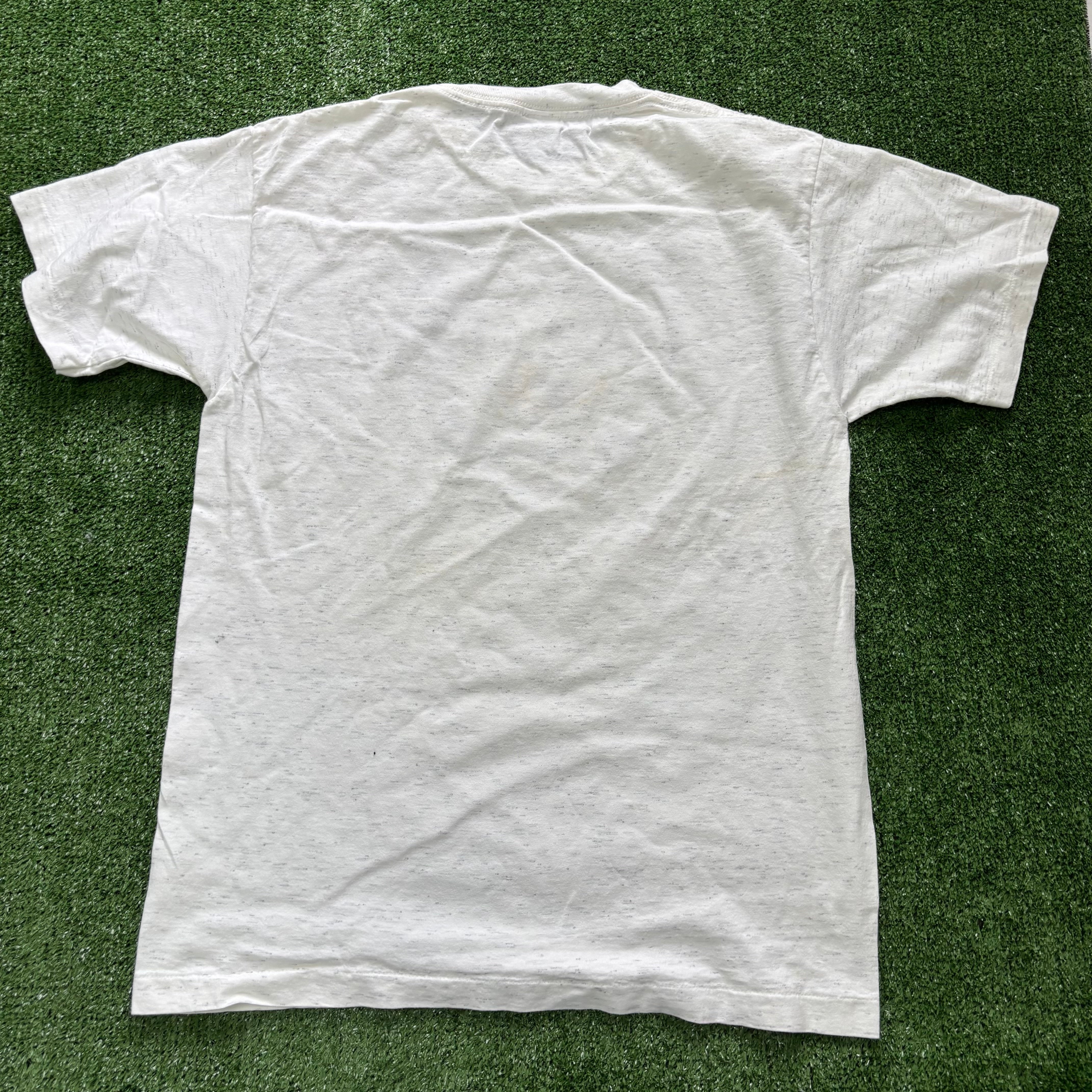 Vintage T Shirt Mens Medium White Single Stitch Graphic Print 90s USA Tourist