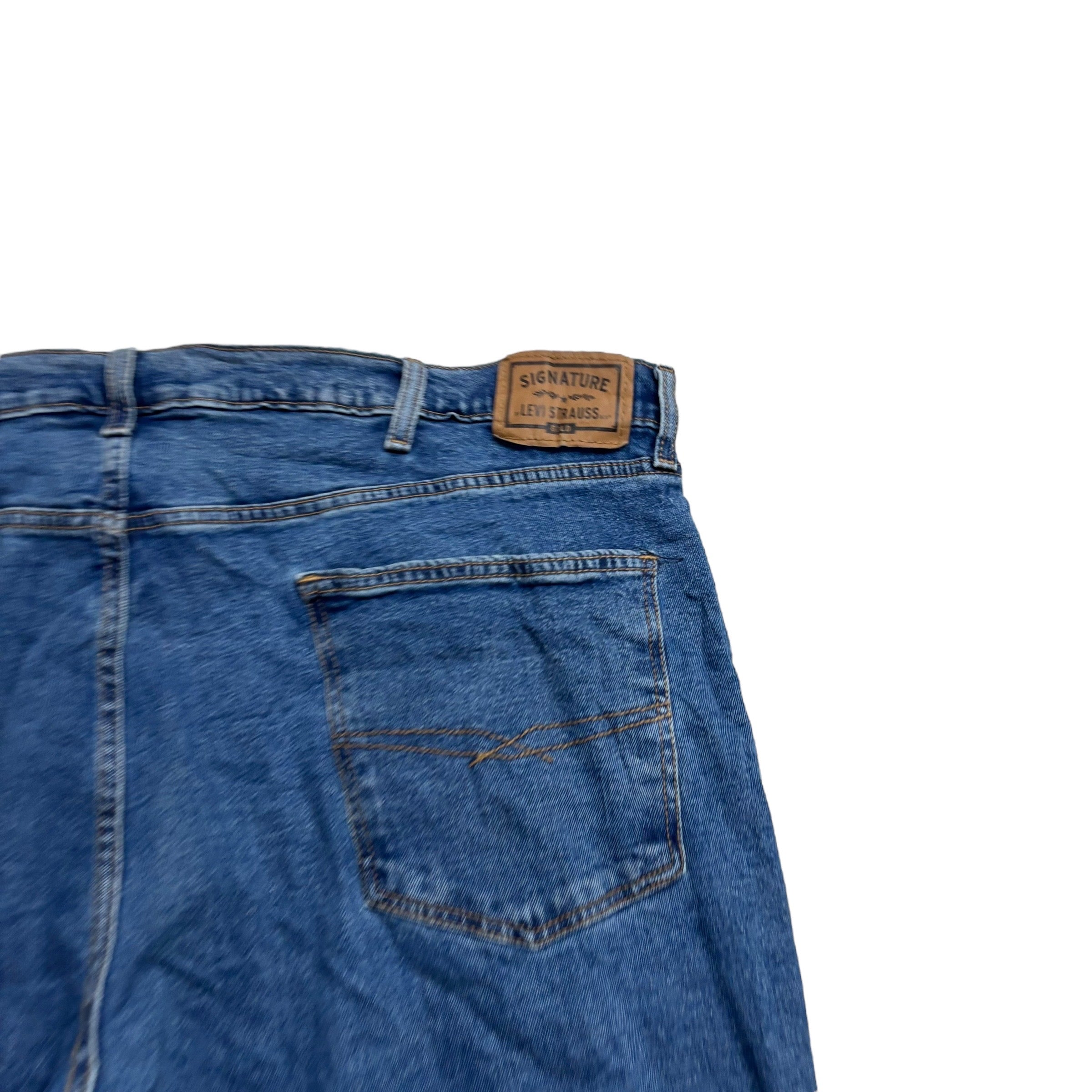 Levis Signature Jeans W46 L32 Mens Mid Blue Relaxed Straight Fit Stretch (E)