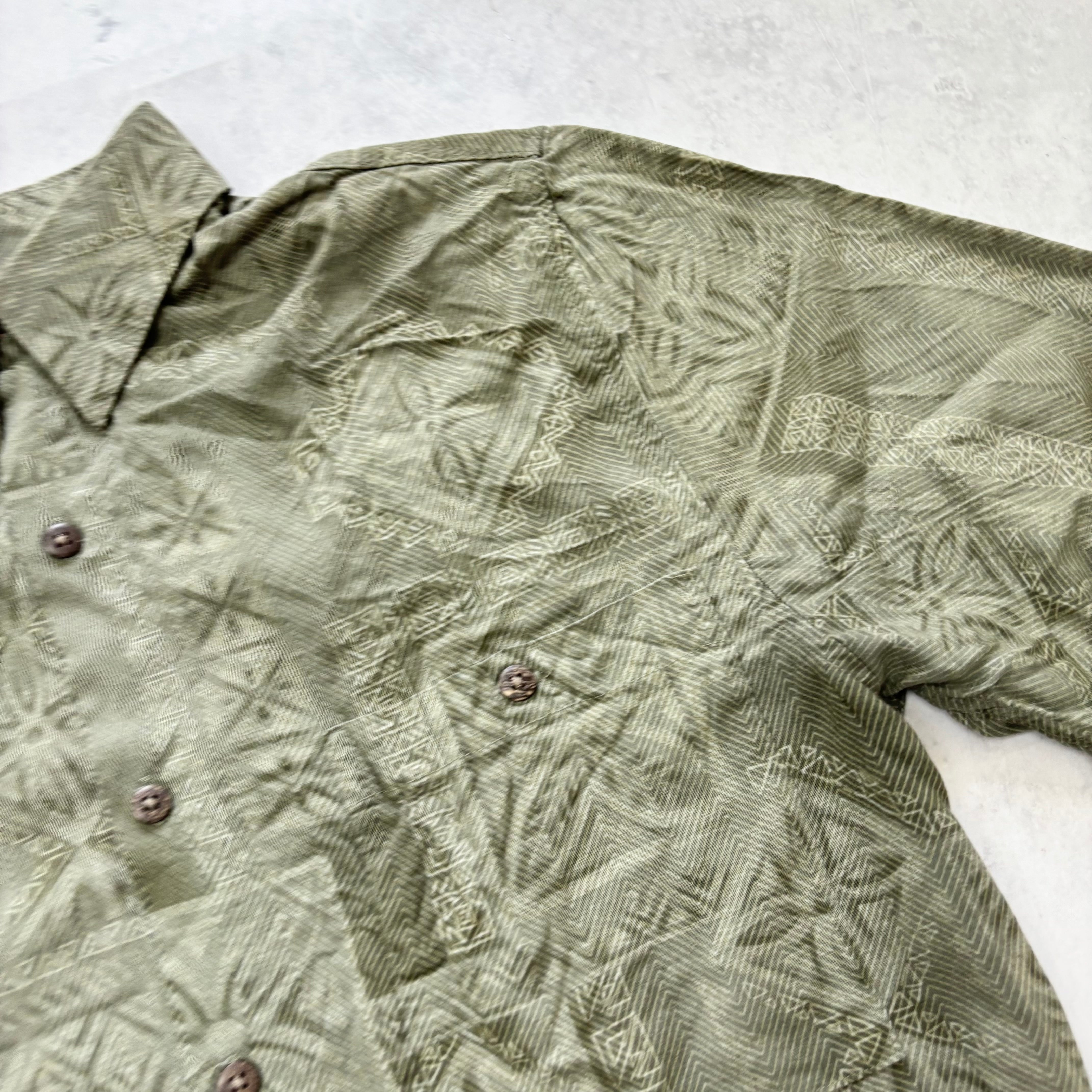 Vintage Hawaiian Shirt Mens Small Green Floral Aloha Short Sleeve Rayon (E)