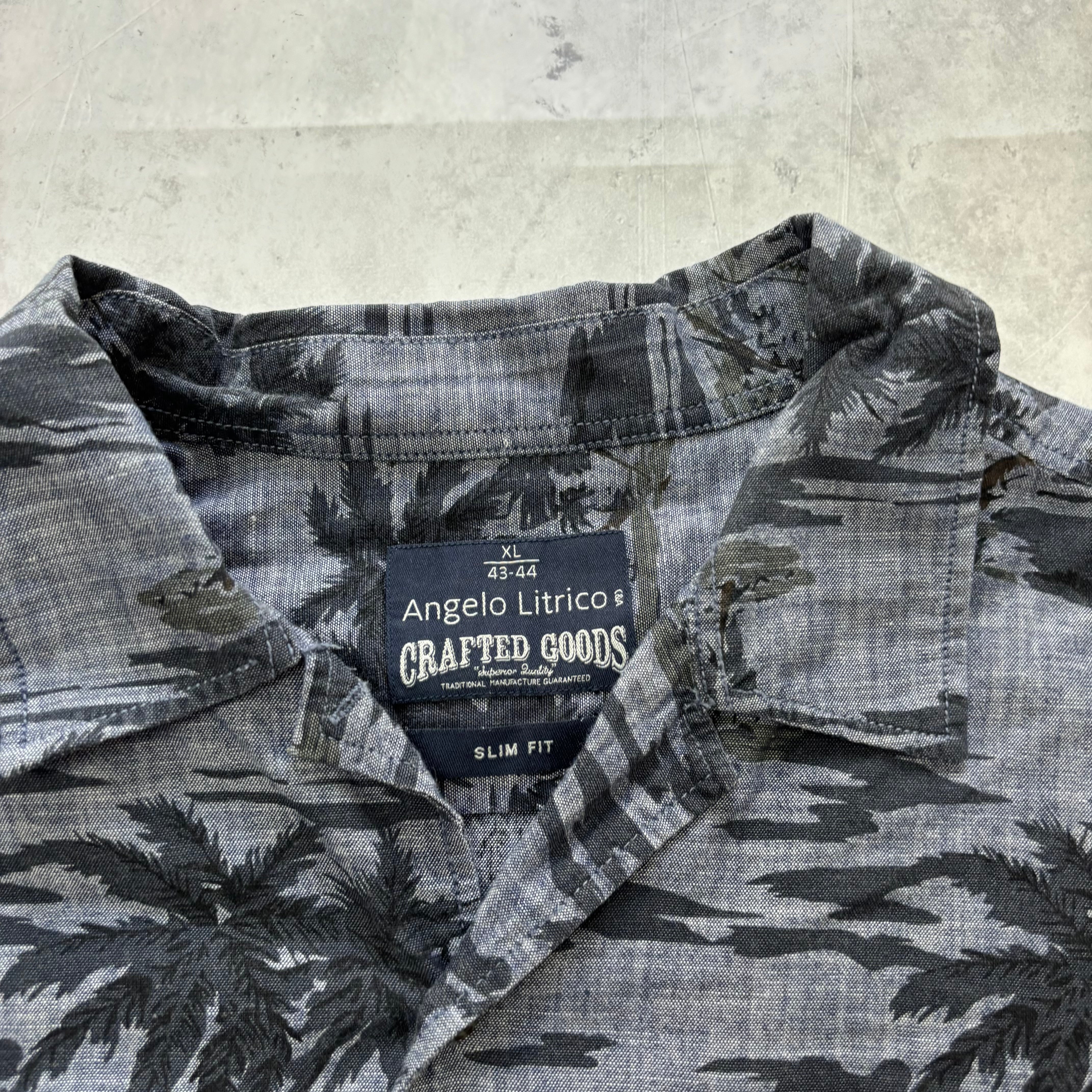 Hawaiian Shirt Mens XL Blue Floral Aloha Short Sleeve Cotton Slim Fit (E)