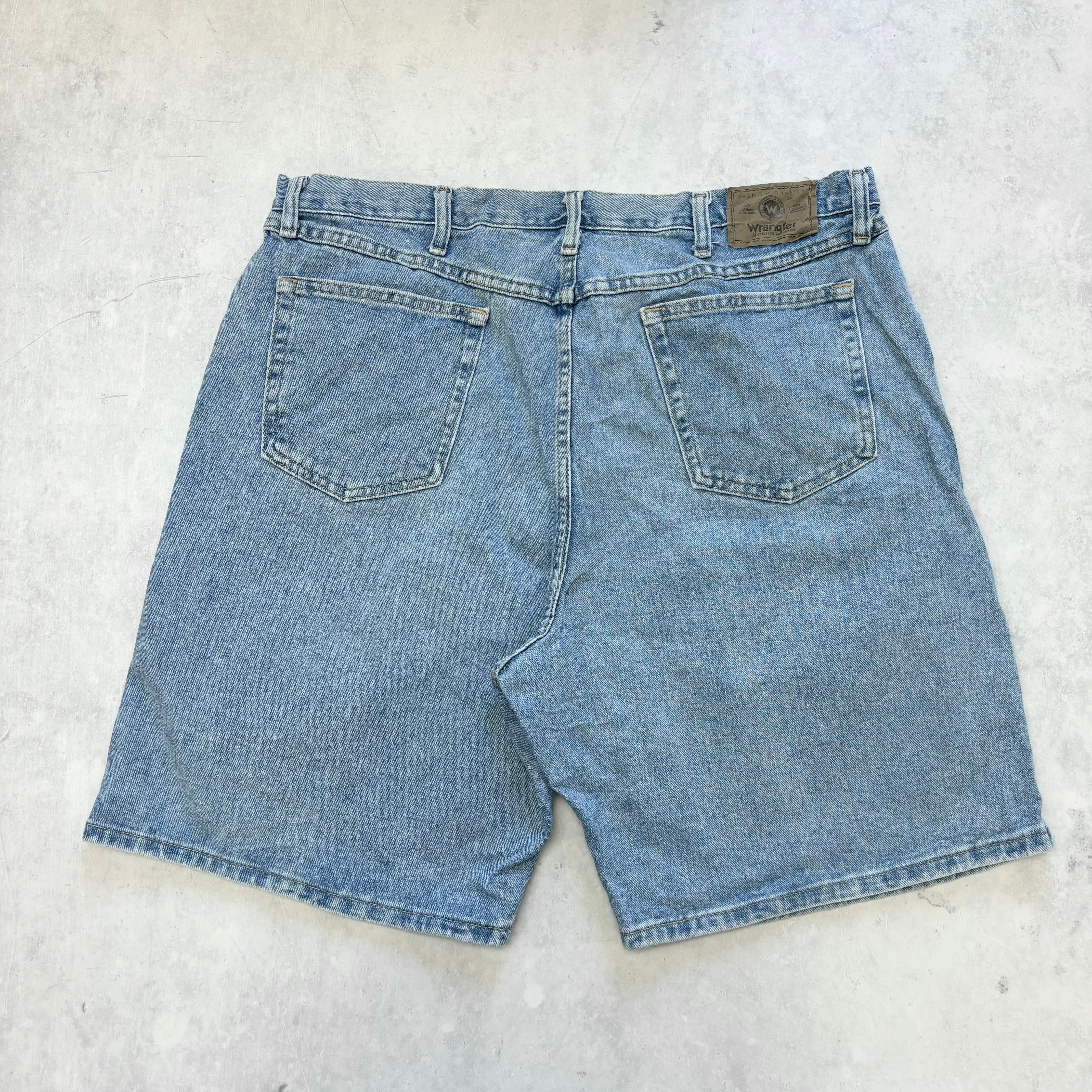 Vintage Wrangler Jorts W38 Mens Denim Shorts Light Blue Baggy Relaxed Fit