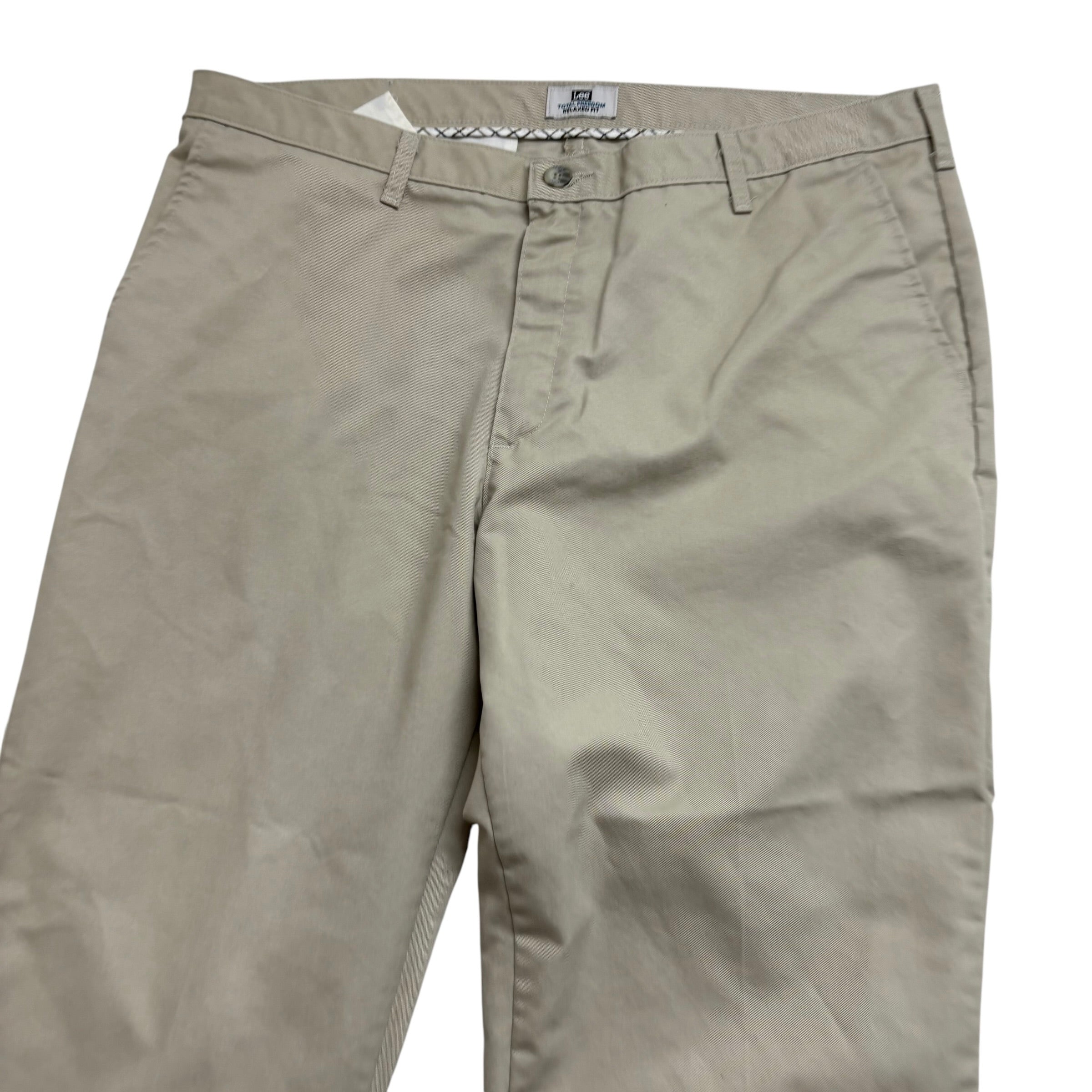 Lee Trousers W40 L29 Mens Cream Relaxed Fit Total Freedom Pants (E)