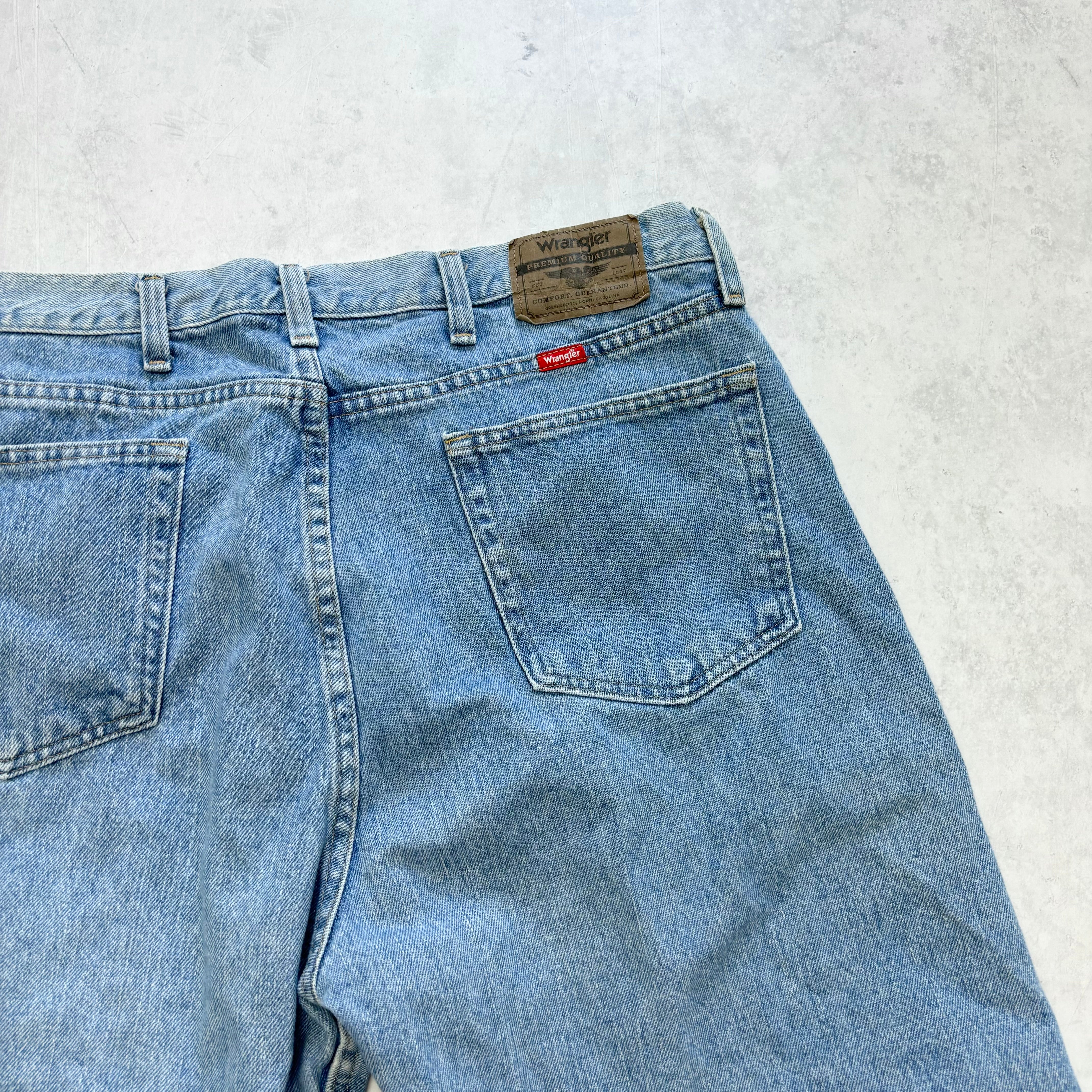 Vintage Wrangler Jorts W36 Mens Denim Shorts Light Blue Baggy Relaxed Fit