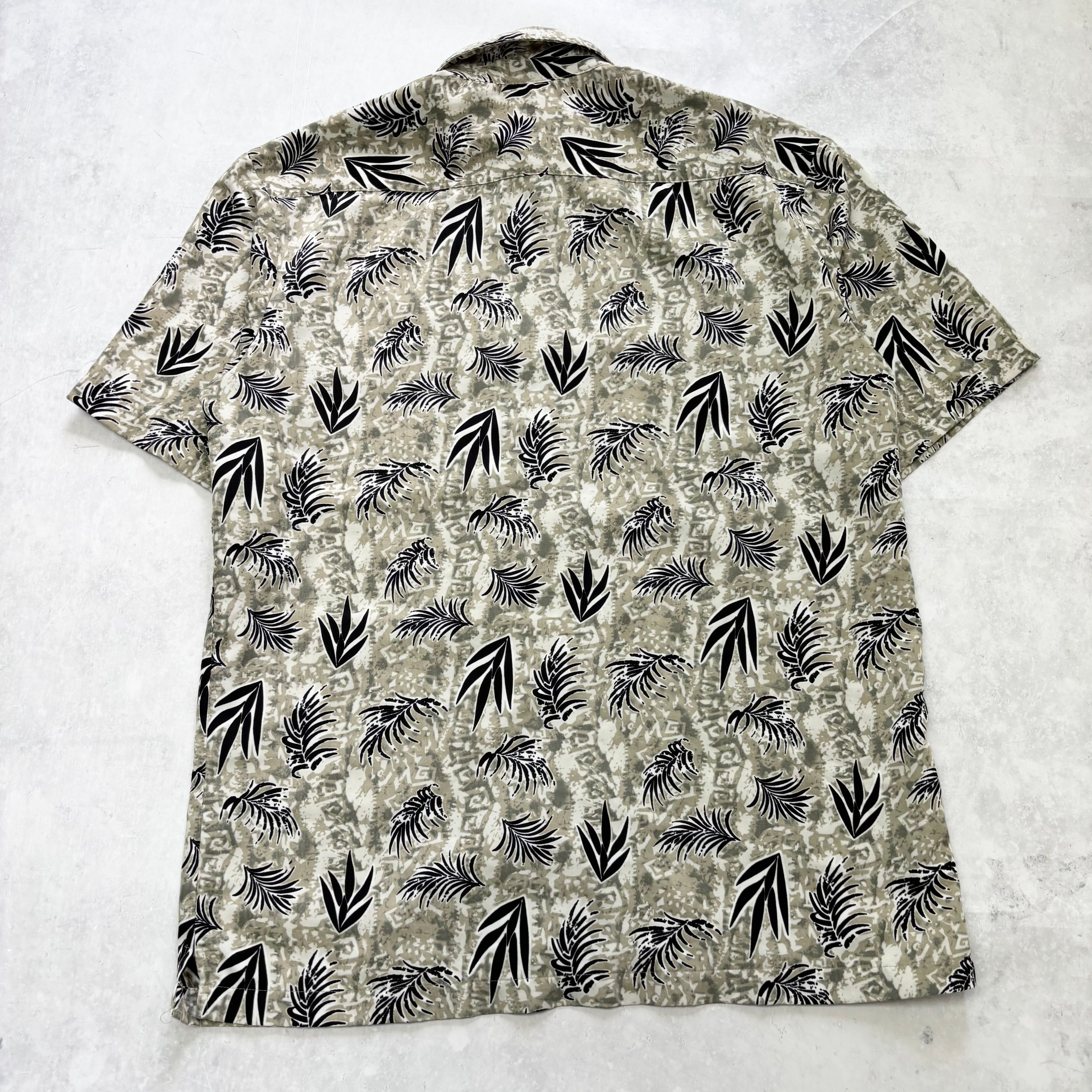 Vintage Hawaiian Shirt Mens Medium Multi Floral Aloha Short Sleeve Polyester (E)