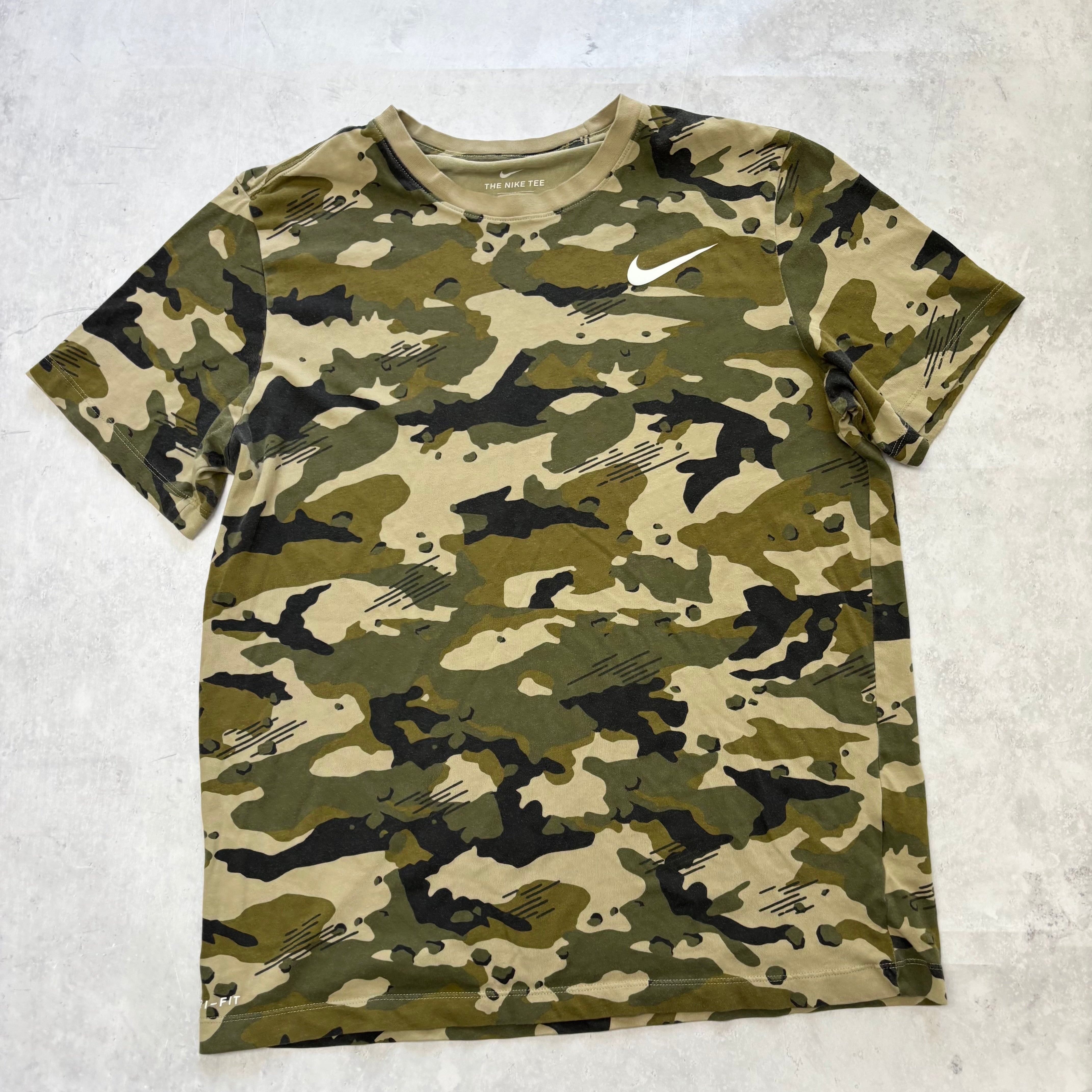 Nike T Shirt Mens Large Army Camo Dri Fit Camouflage (E)