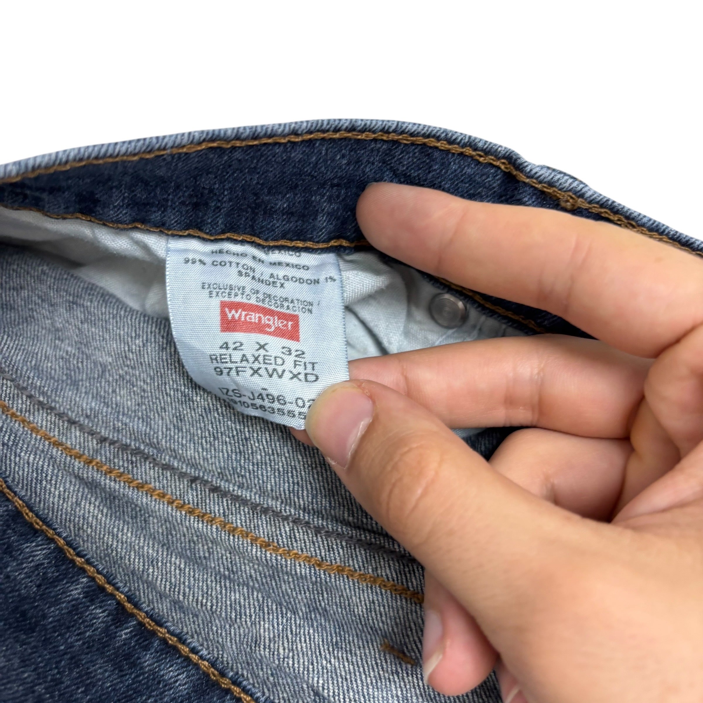 Wrangler Jeans W42 L32 Mens Dark Blue Relaxed Straight Fit Stretch Denim (E)