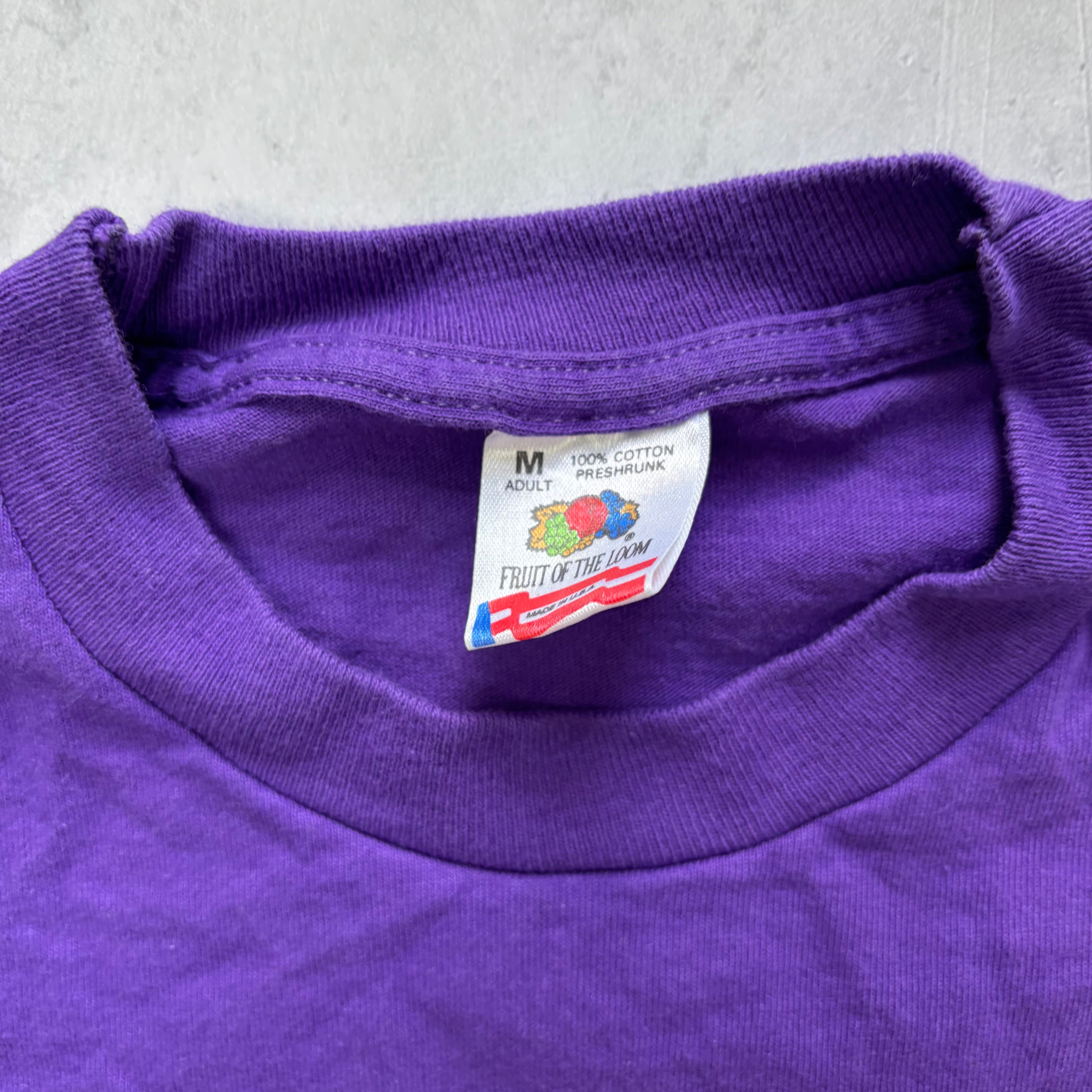 Vintage T Shirt Mens Medium Purple Single Stitch Graphic Print 90s USA (E)
