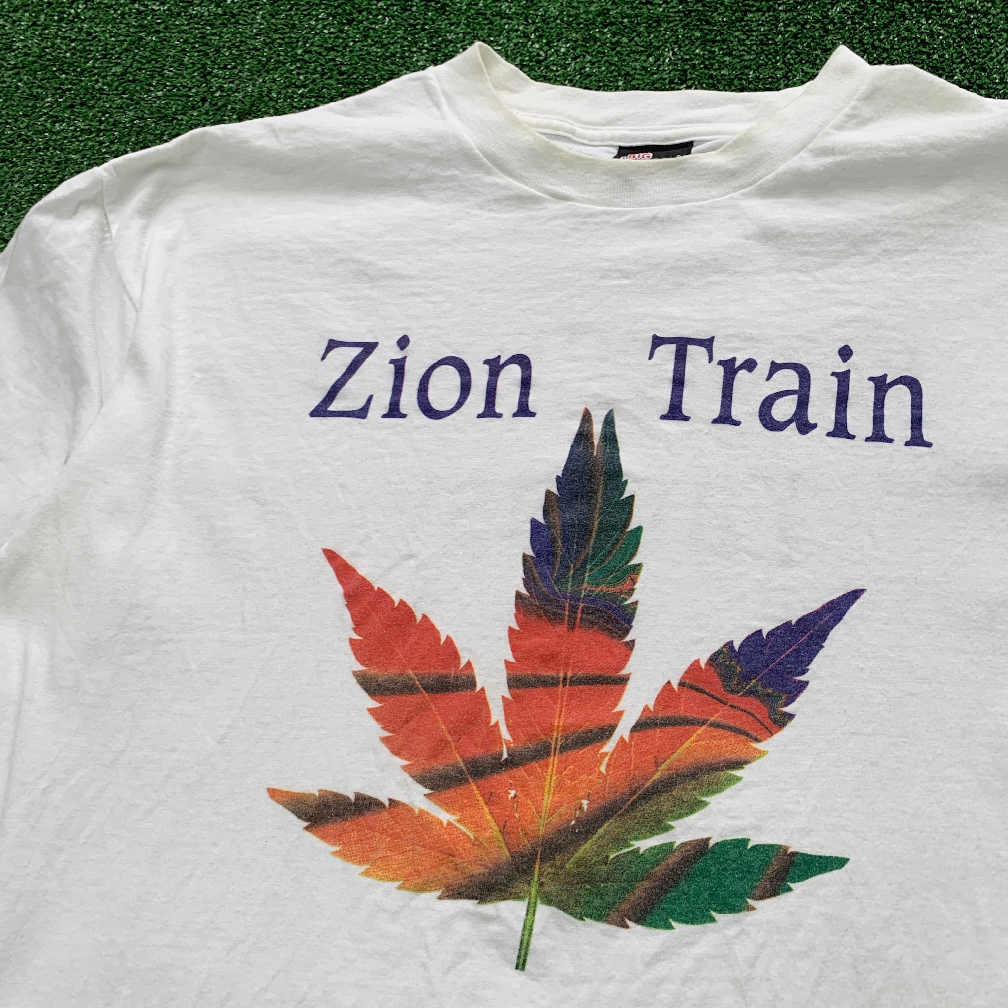 Vintage T Shirt Mens XL White Single Stitch Graphic Print 90s Zion Reggae