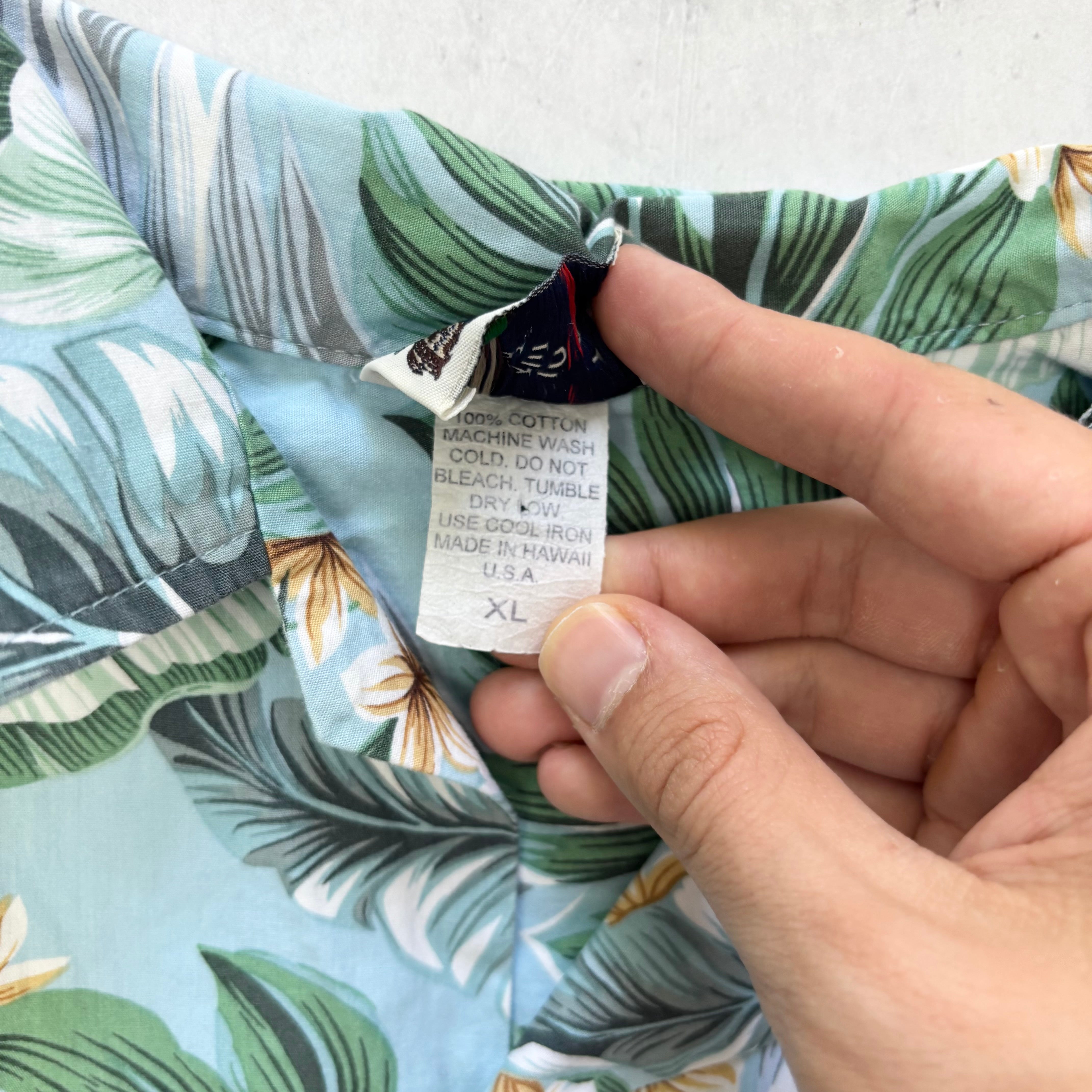 Vintage Hawaiian Shirt Mens XL Blue Floral Aloha Short Sleeve Cotton (E)