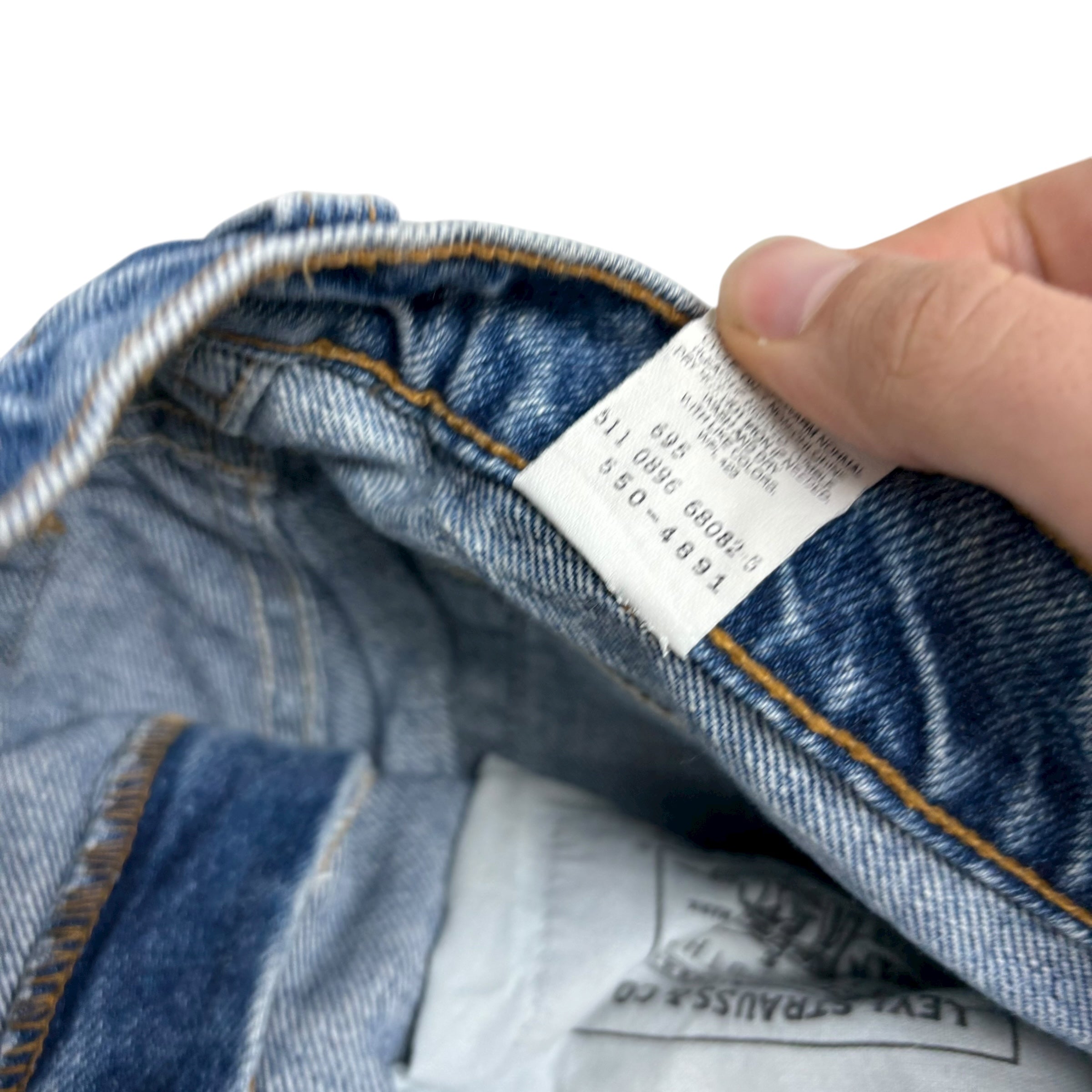 Levis 550 Jeans W32 L32 Mens Mid Blue Relaxed Tapered Fit USA Made Vintage (E)