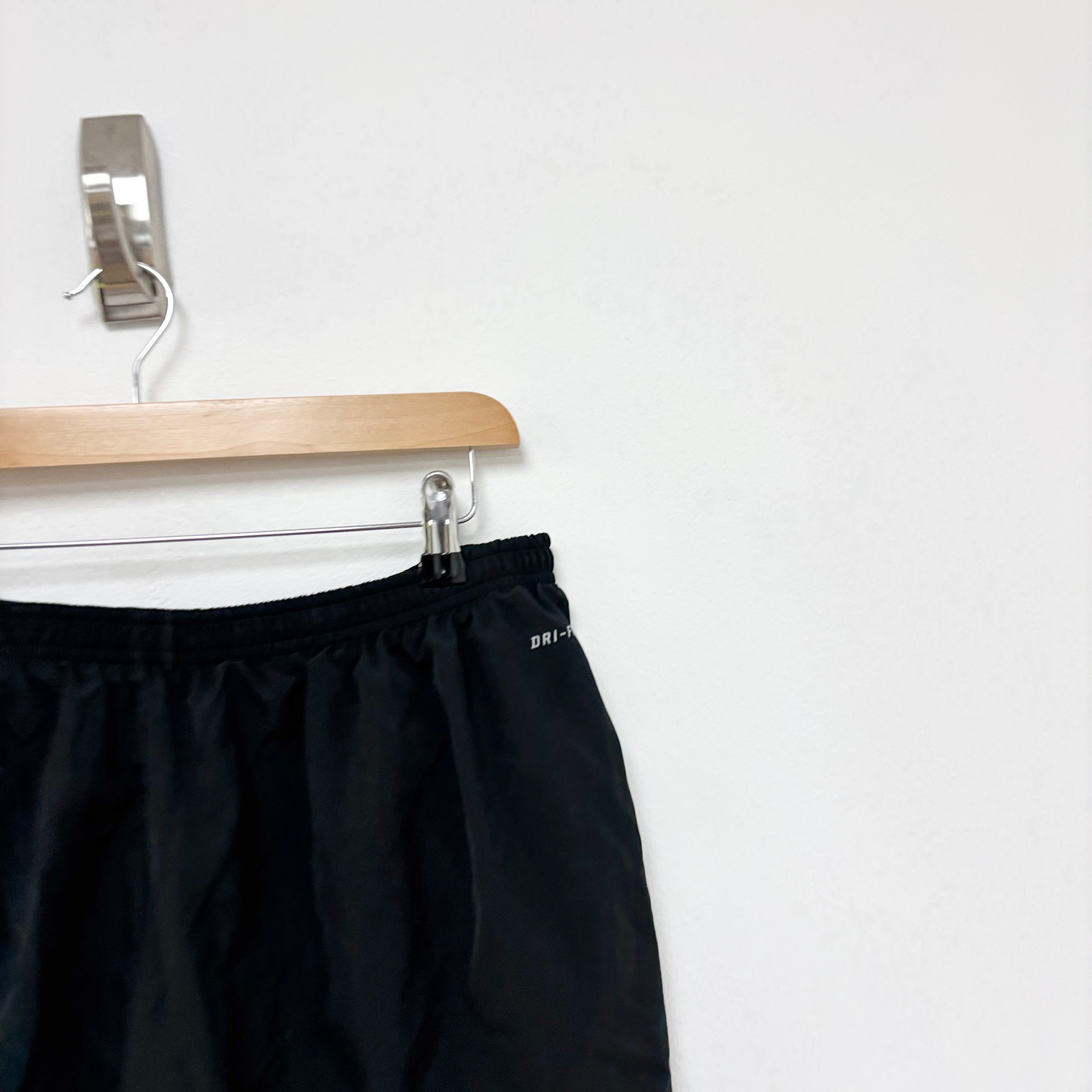 Nike Shorts Mens XXL Black Dri Fit Running Sports Gym Athletic (E)