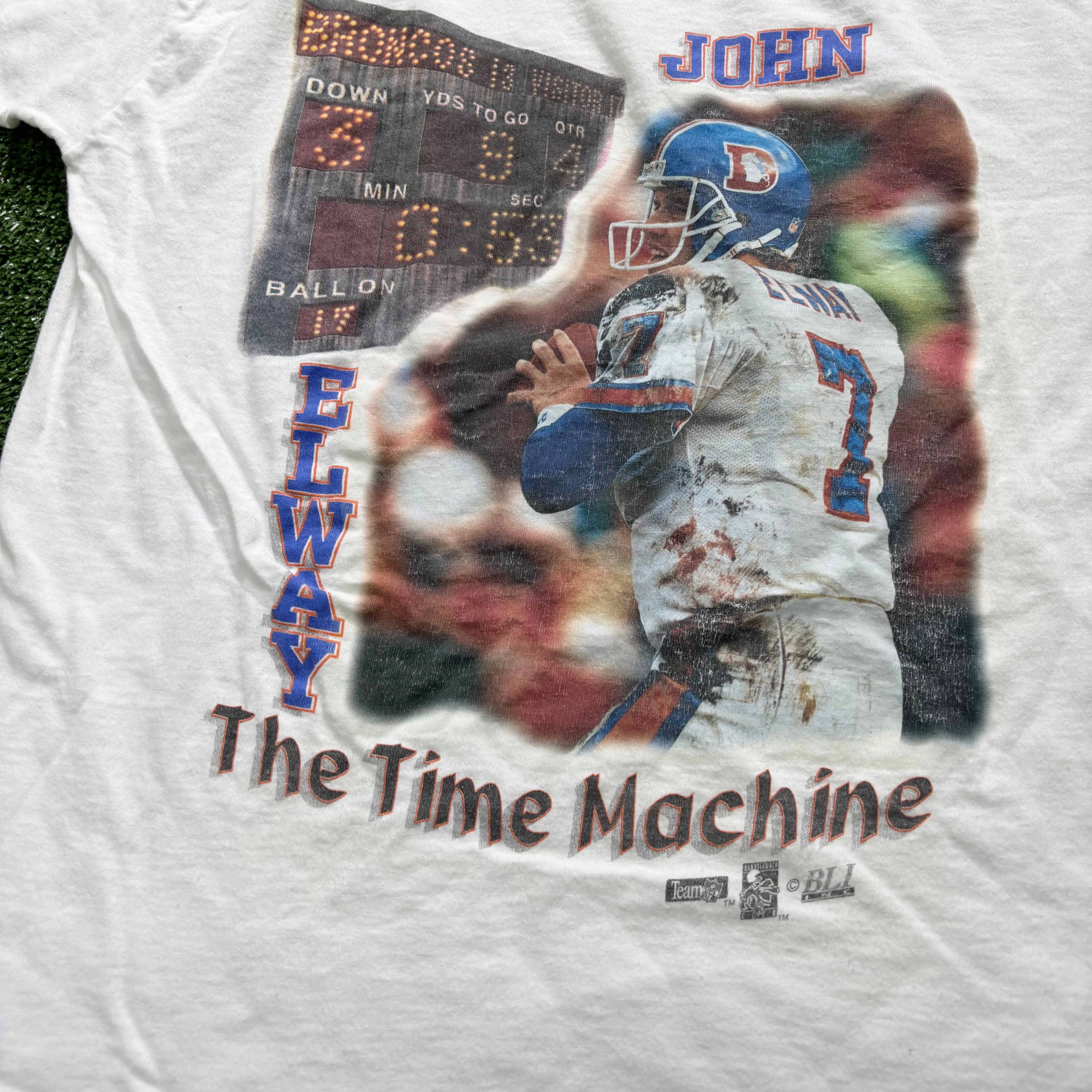 Vintage T Shirt Mens Small White Single Stitch Graphic Print 90s USA NFL