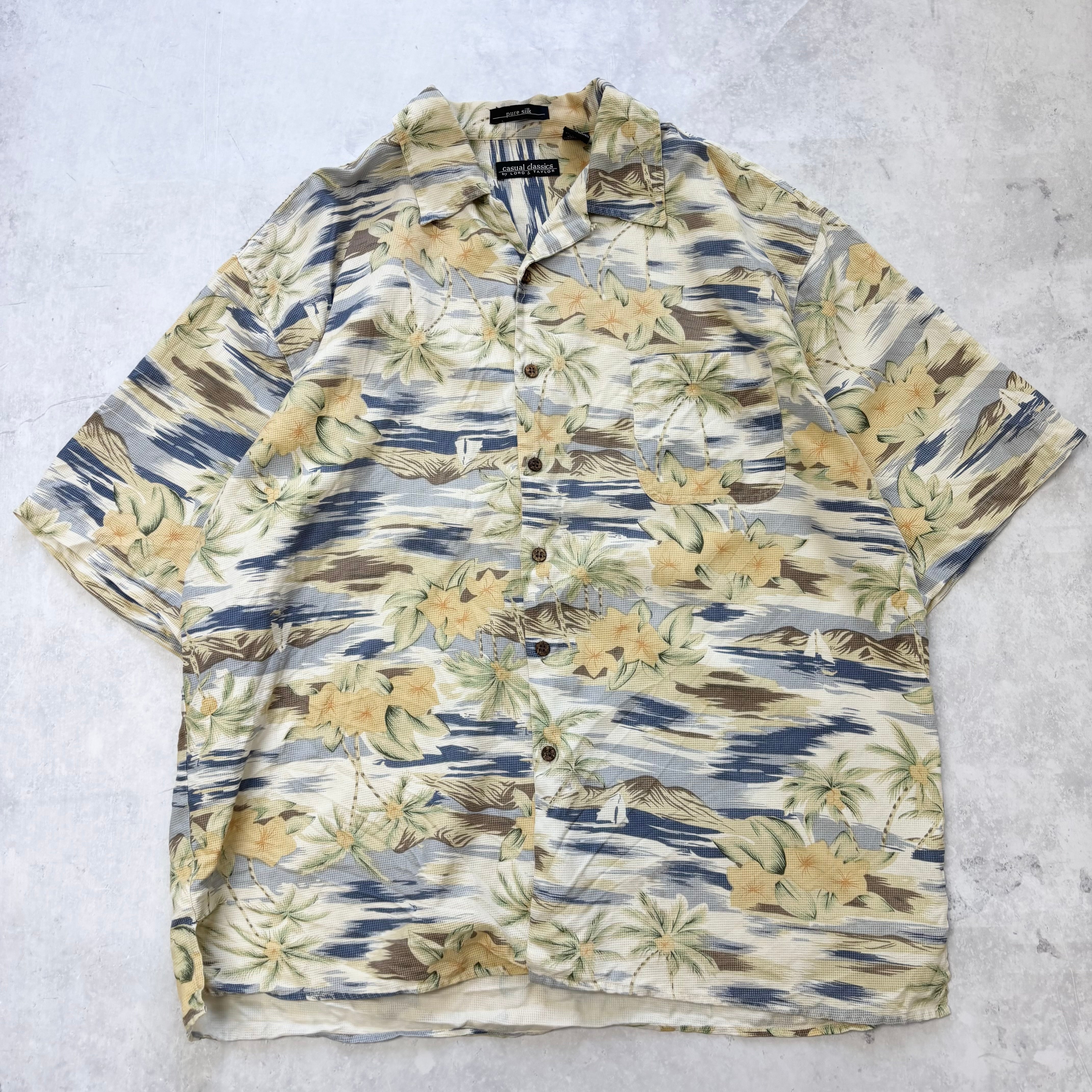Vintage Hawaiian Shirt Mens XL Multicoloured Floral Aloha Short Sleeve Silk (E)