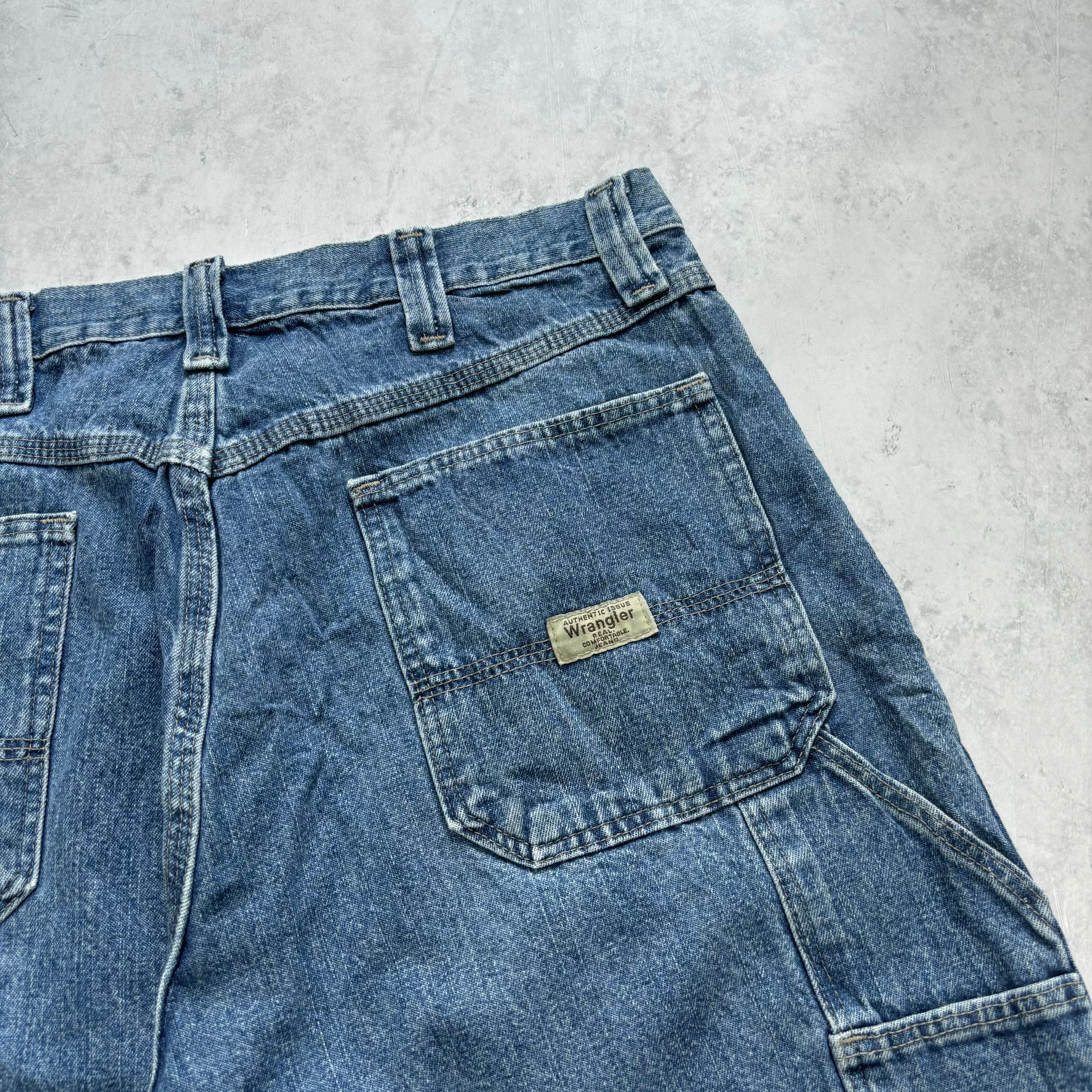 Vintage Wrangler Jorts W34 Mens Denim Shorts Mid Blue Baggy Relaxed Carpenter