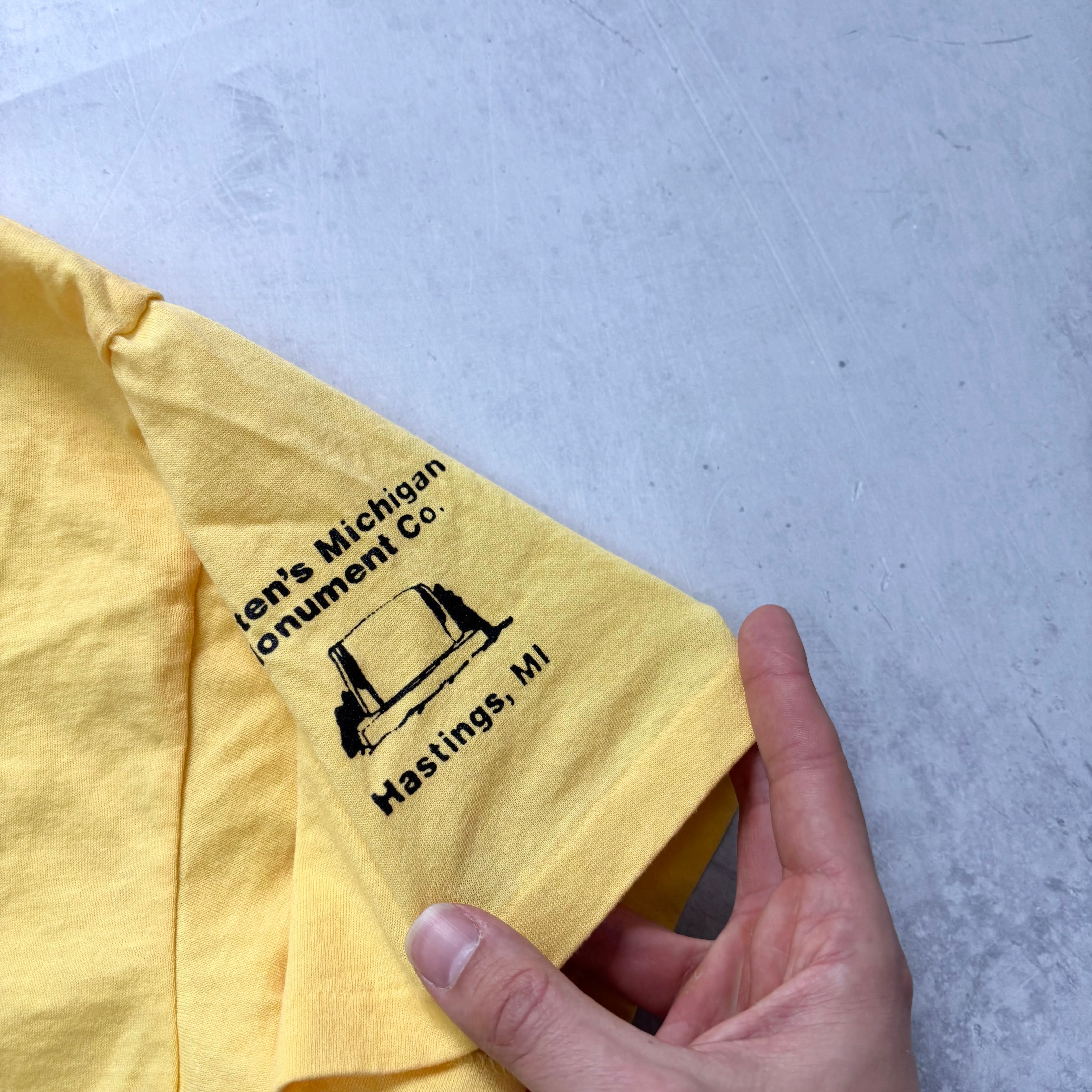 Vintage T Shirt Mens Large Yellow Single Stitch Graphic Print 90s USA Walk (E)