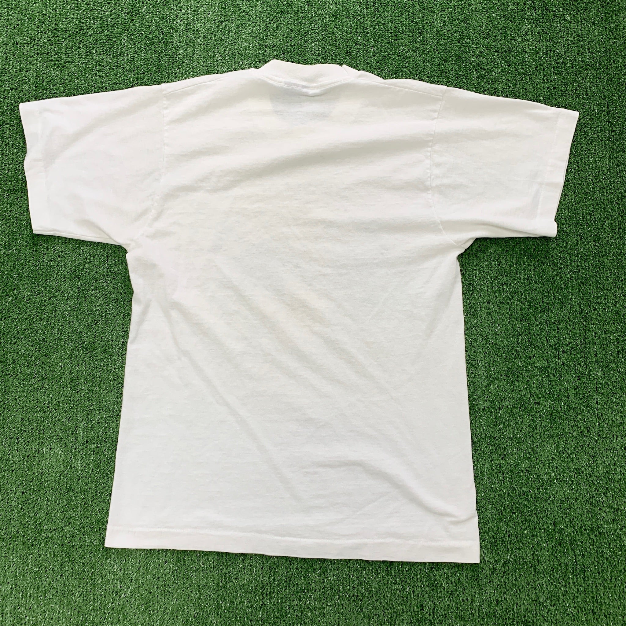 Vintage T Shirt Mens Small White Single Stitch Graphic Print 90s USA