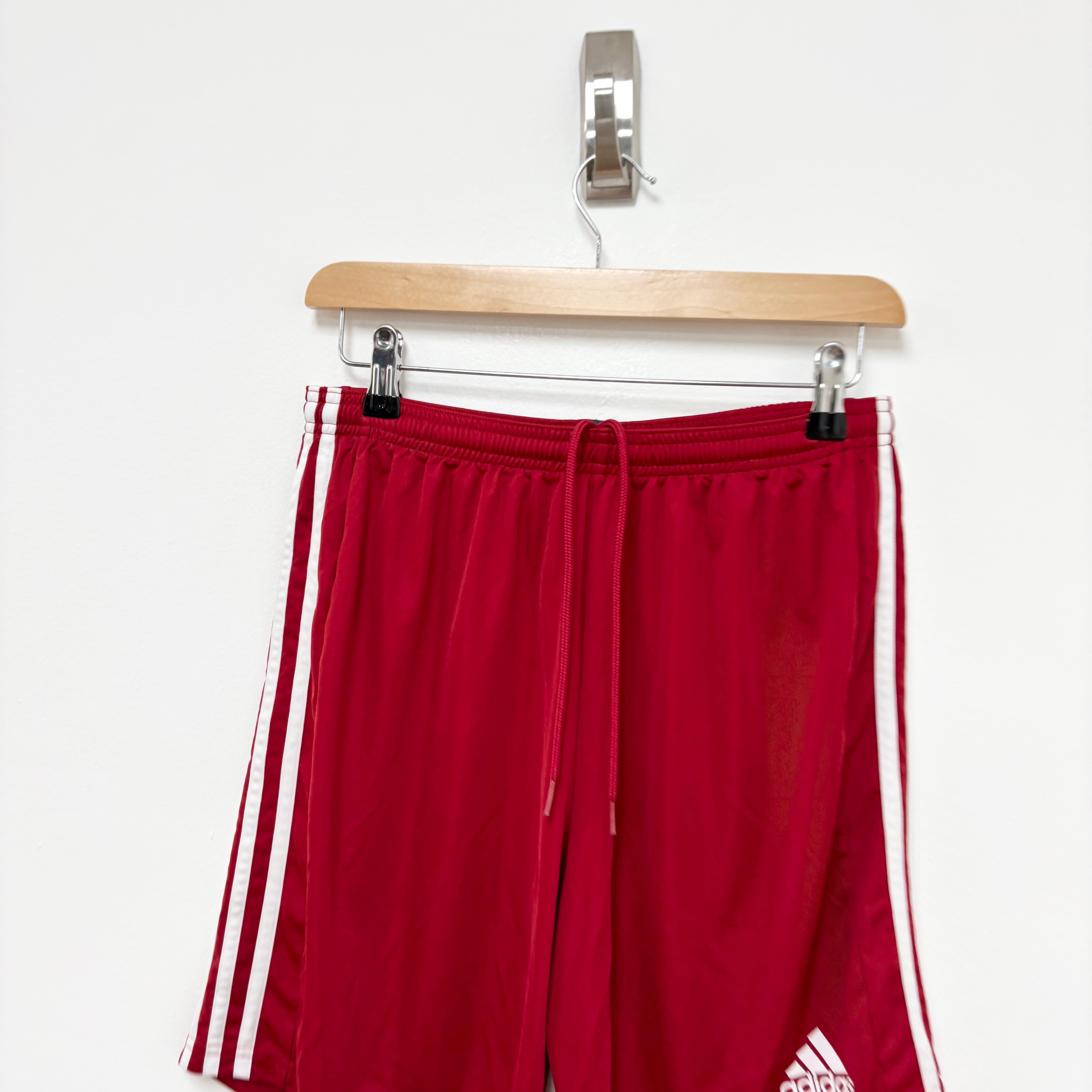 Adidas Shorts Mens Medium Red Sports Running Gym Athletic Aeroready (E)