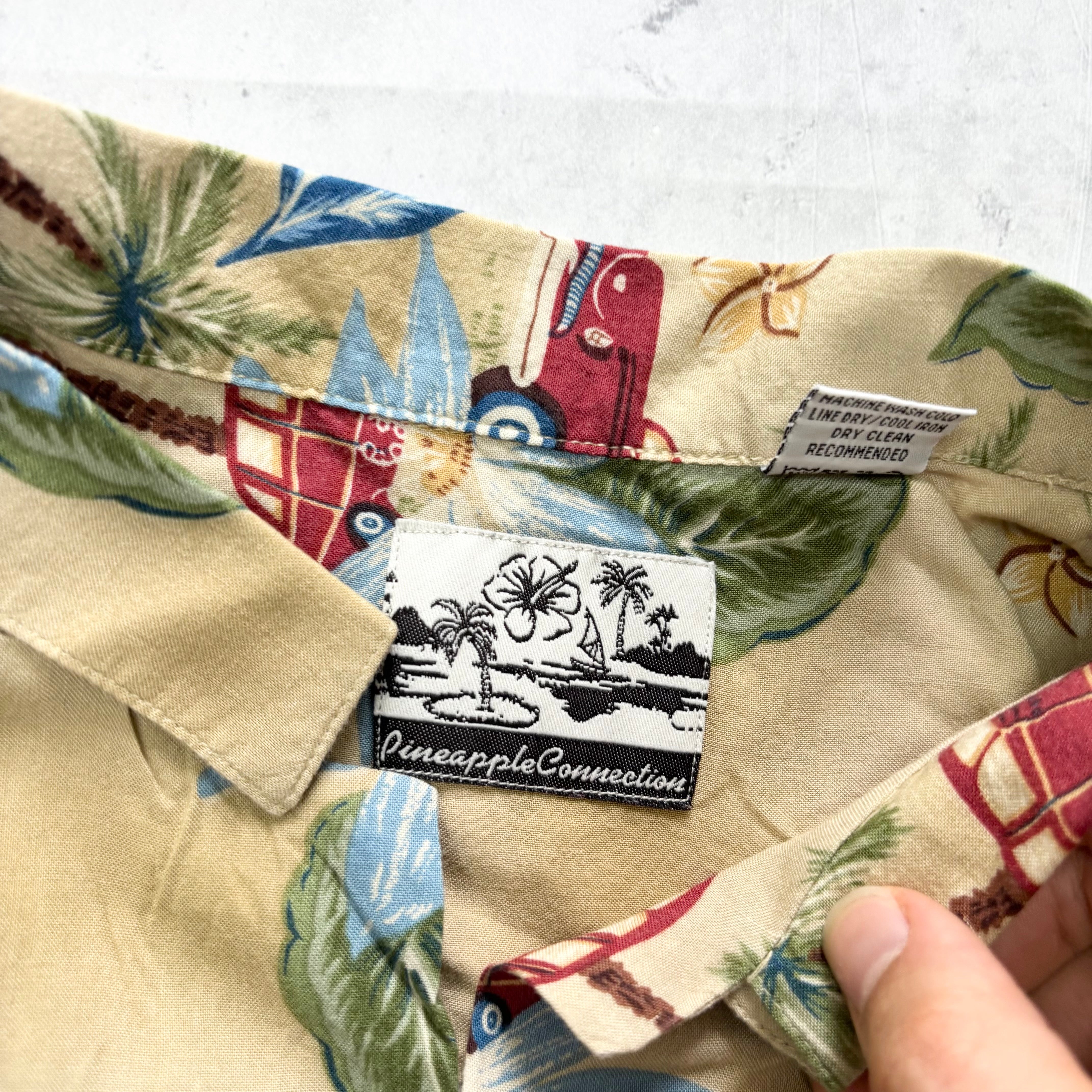 Vintage Hawaiian Shirt Mens XL Tan Floral Aloha Short Sleeve Rayon (E)