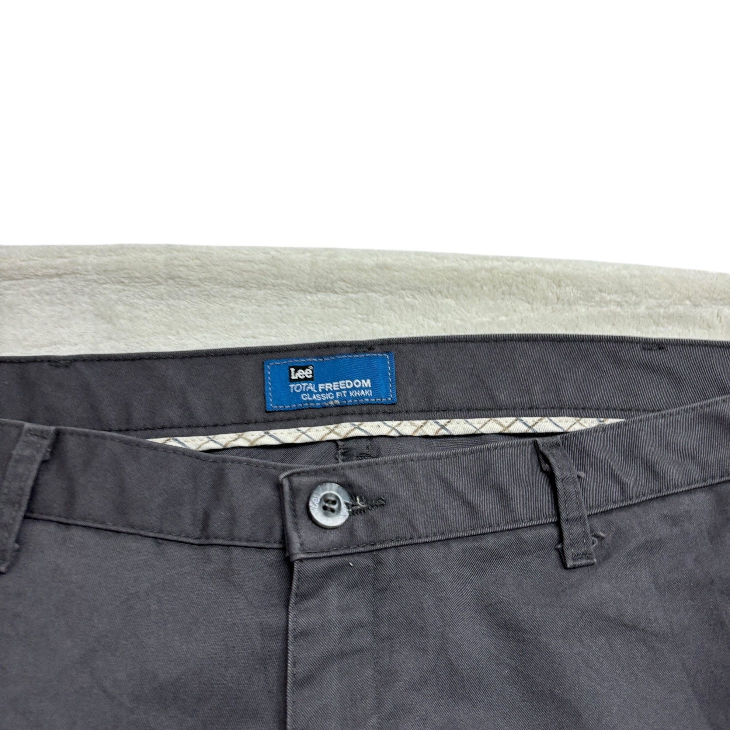 Lee Trousers W40 L31 Mens Grey Relaxed Fit Total Freedom Pants Vintage (E)