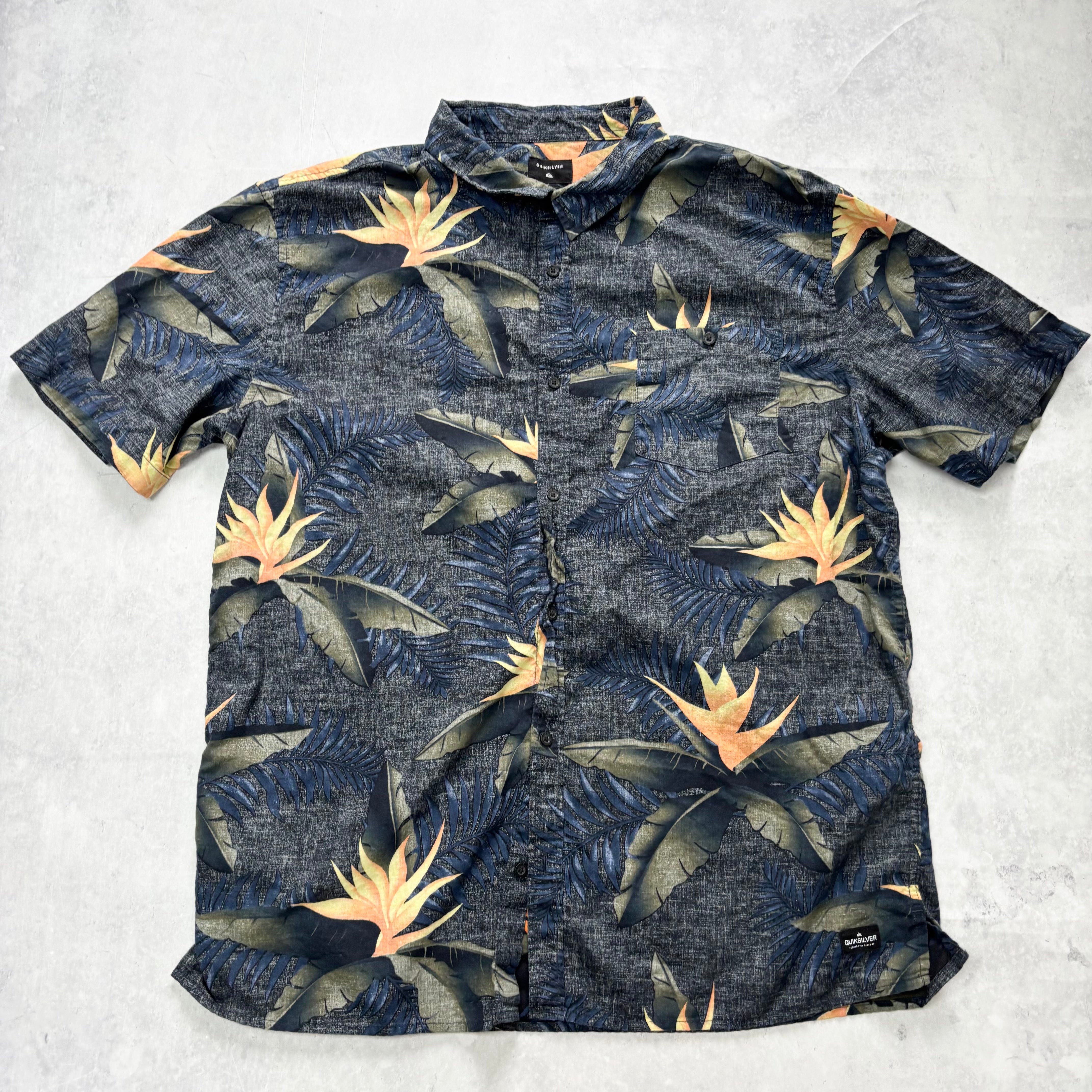 Quiksilver Hawaiian Shirt Mens XXL Navy Short Sleeve Cotton Regular Fit (E)