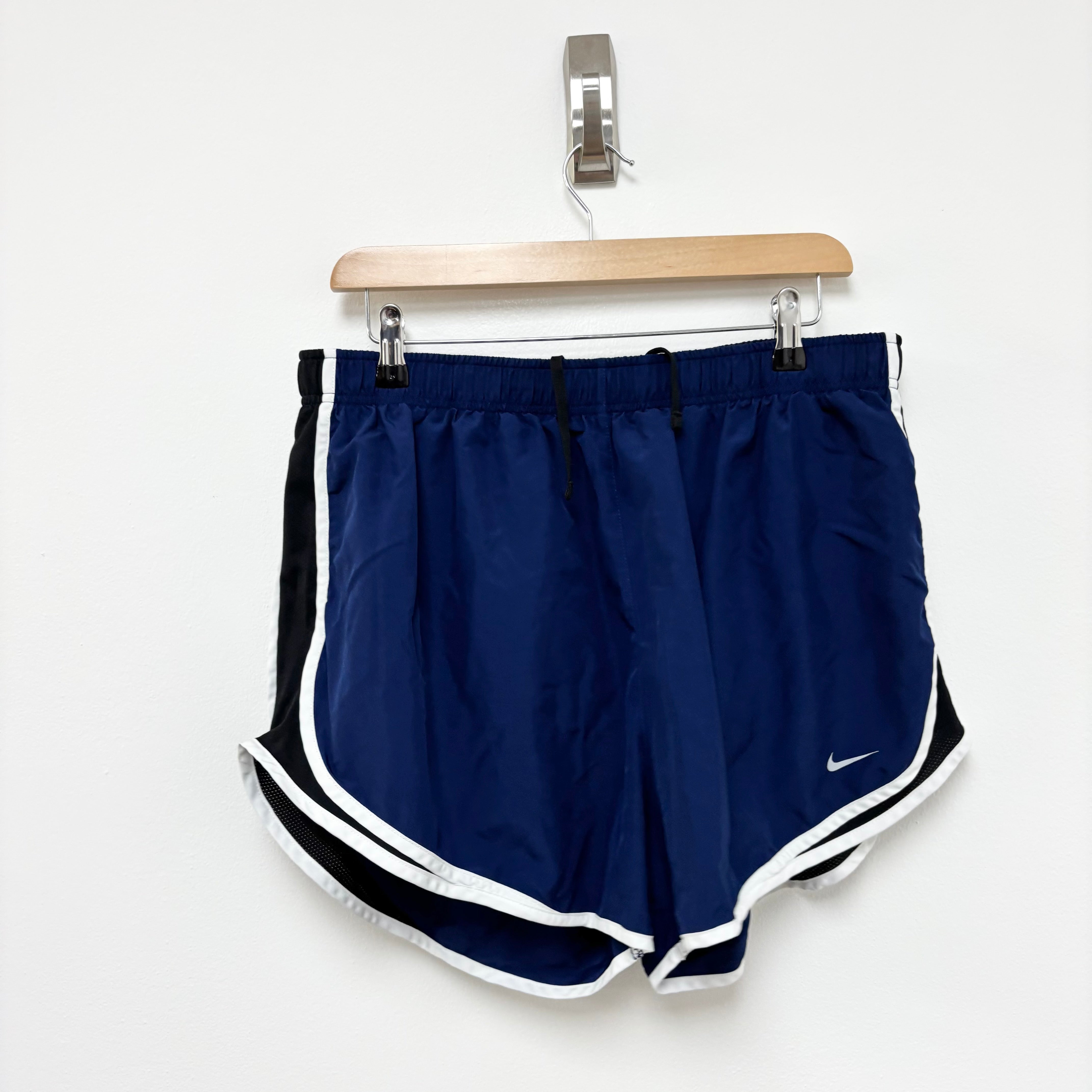 Nike Shorts Womens XXL Blue Dri Fit Running Sports Gym Athletic (E)