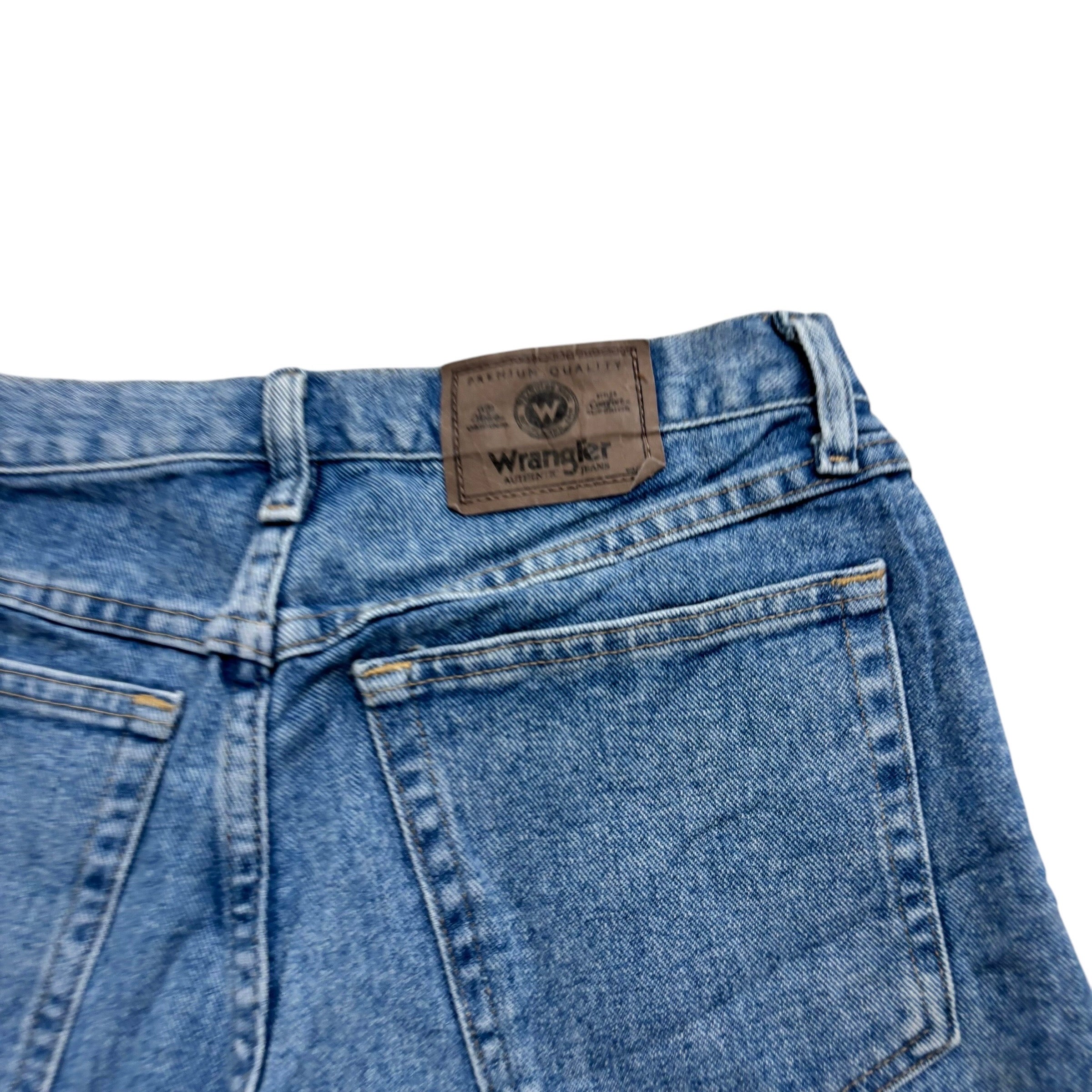 Wrangler Baggy Jorts W30 Mens Denim Shorts Light Blue Relaxed Fit