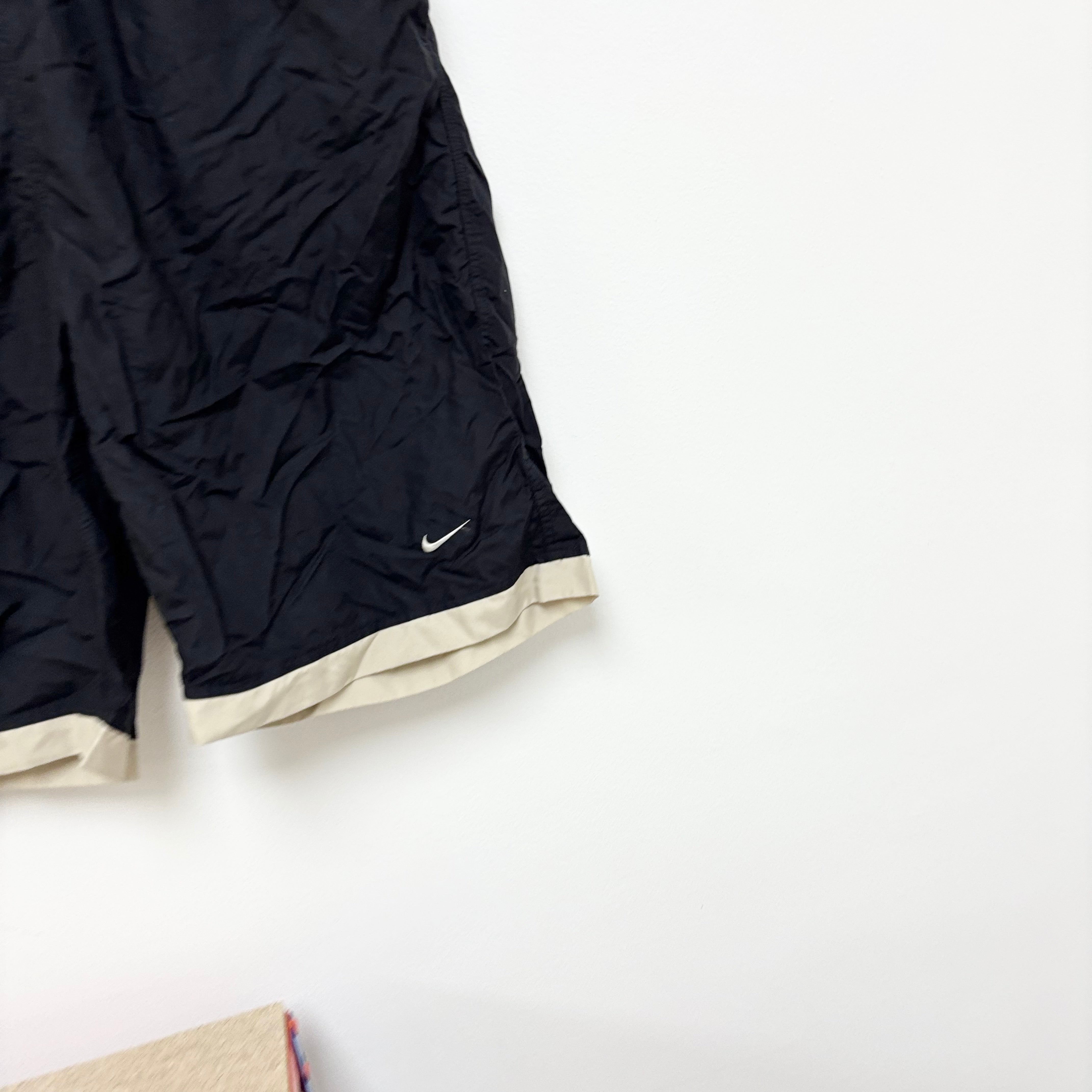 Nike Swimming Shorts Mens Large Black Vintage Surf Beach Swim (E)