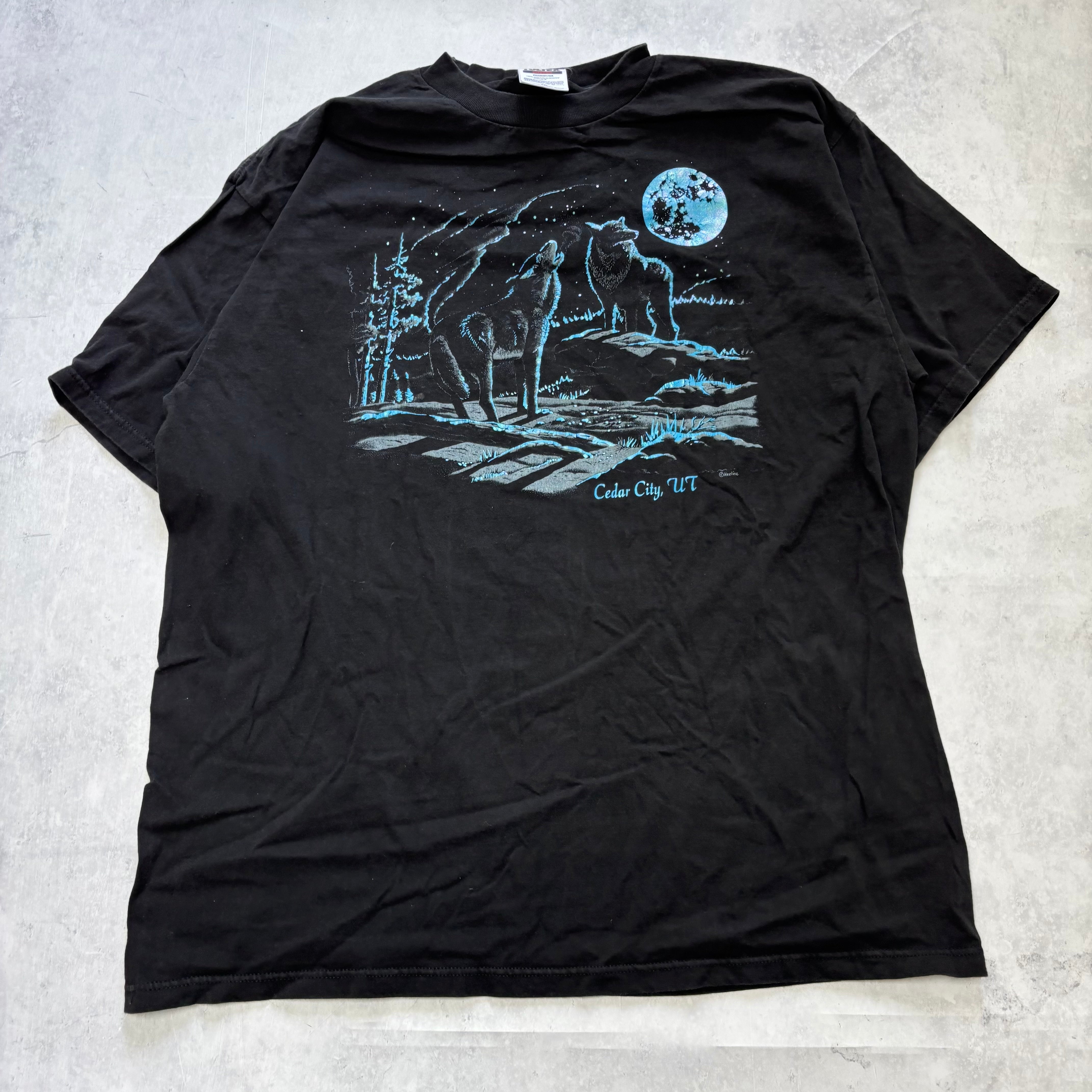 Vintage T Shirt Mens XXL Black Graphic Print 90s Wolves Nature Tourist (E)
