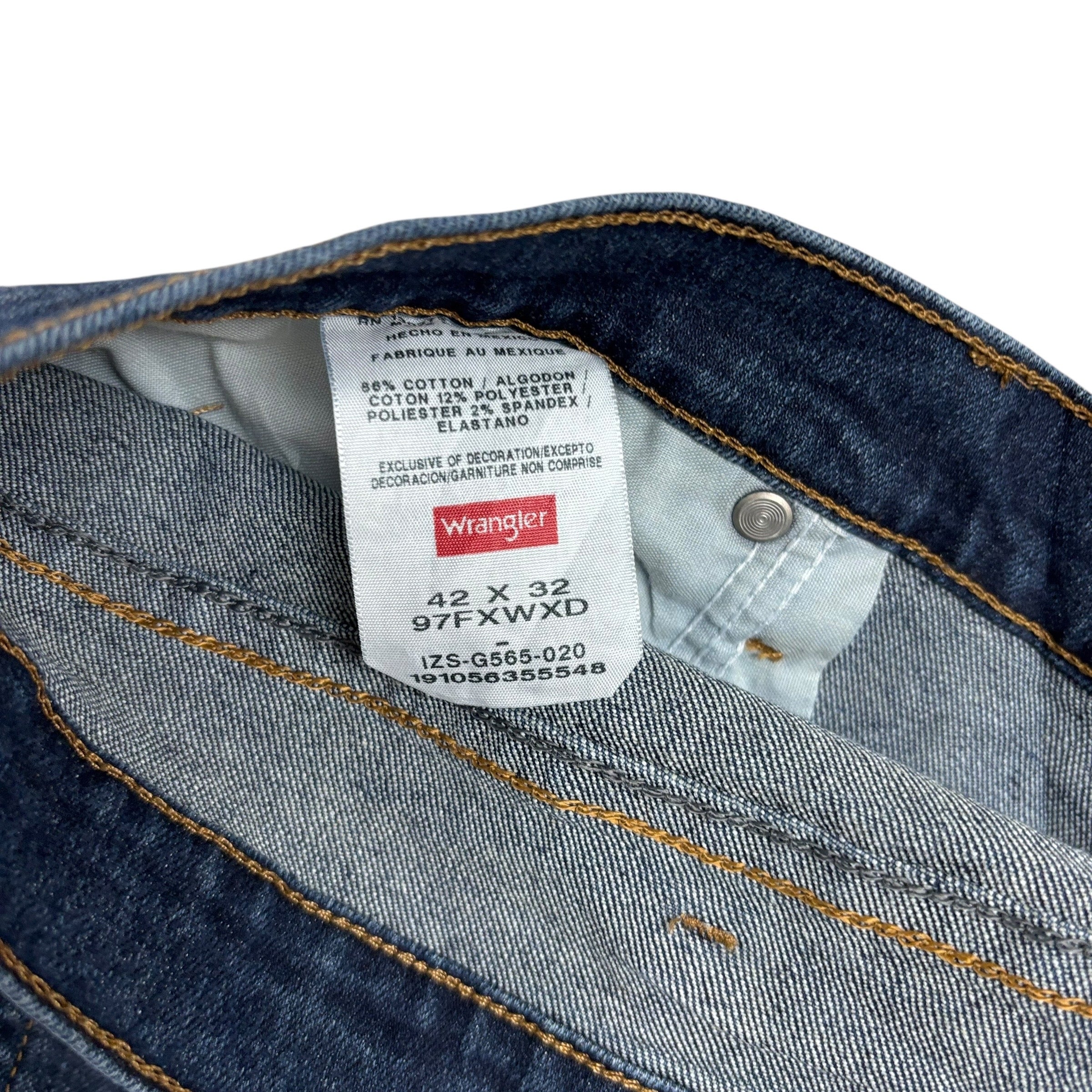 Wrangler Jeans W42 L32 Mens Dark Blue Relaxed Straight Fit Stretch Denim (E)