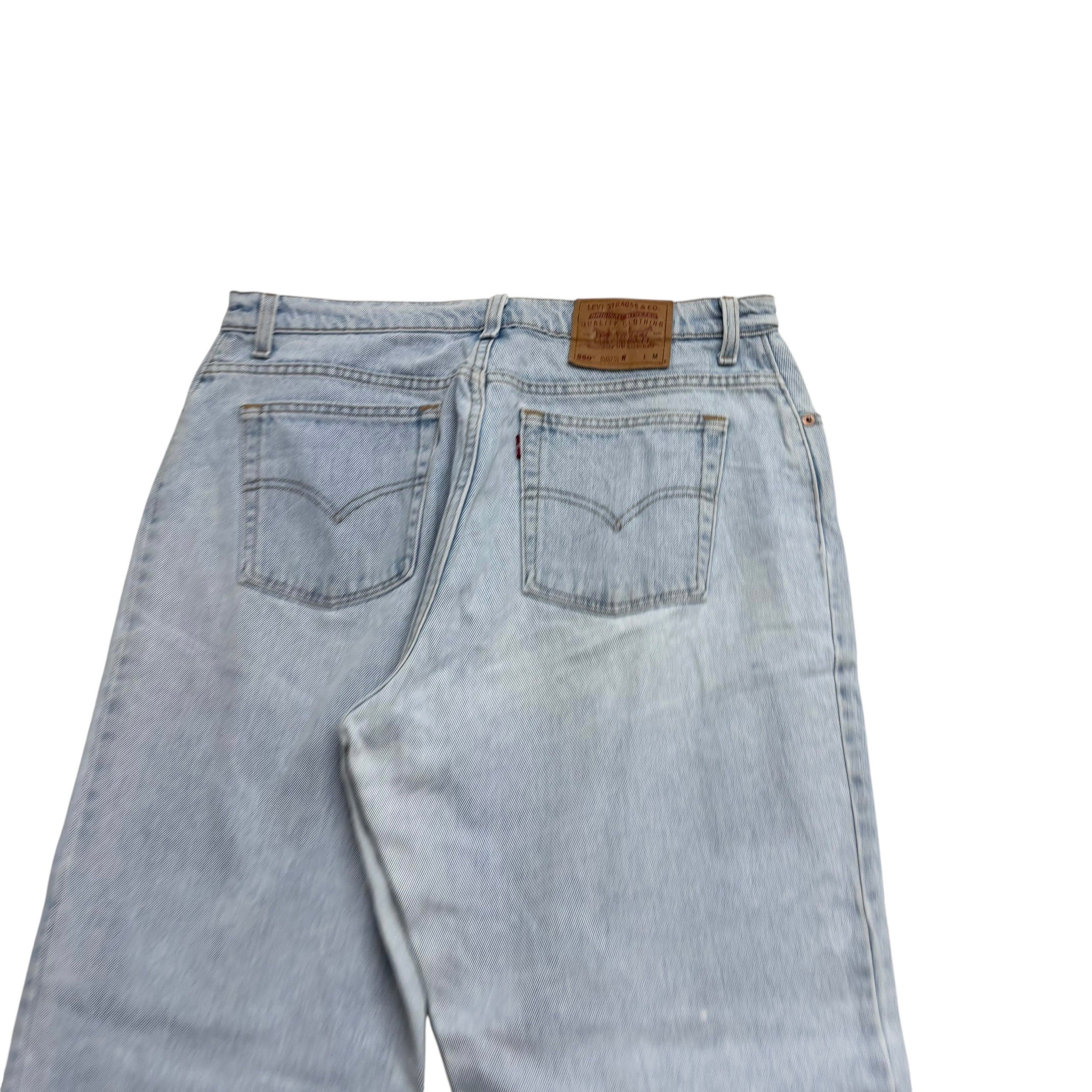 Levis 550 Jeans W35 L29 Womens Light Blue Relaxed Taper USA Made Vintage (F)